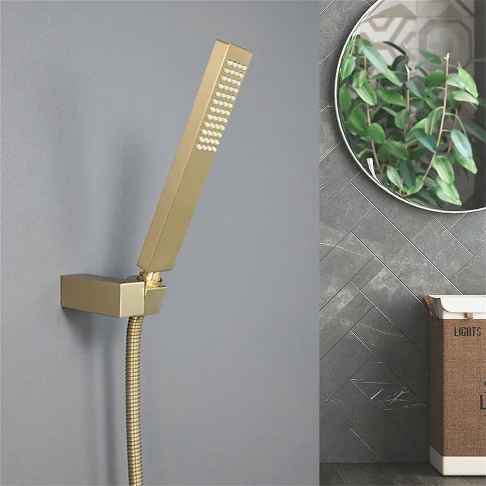 Ręczna słuchawka prysznicowa ze szczotkowanego złota SUS304 natrysk przeciwdeszczowy ze stali nierdzewnej ulepszenie łazienkowe trwałe mosiężne wykończenie wysokociśnieniowa łatwa instalacja luksusowy