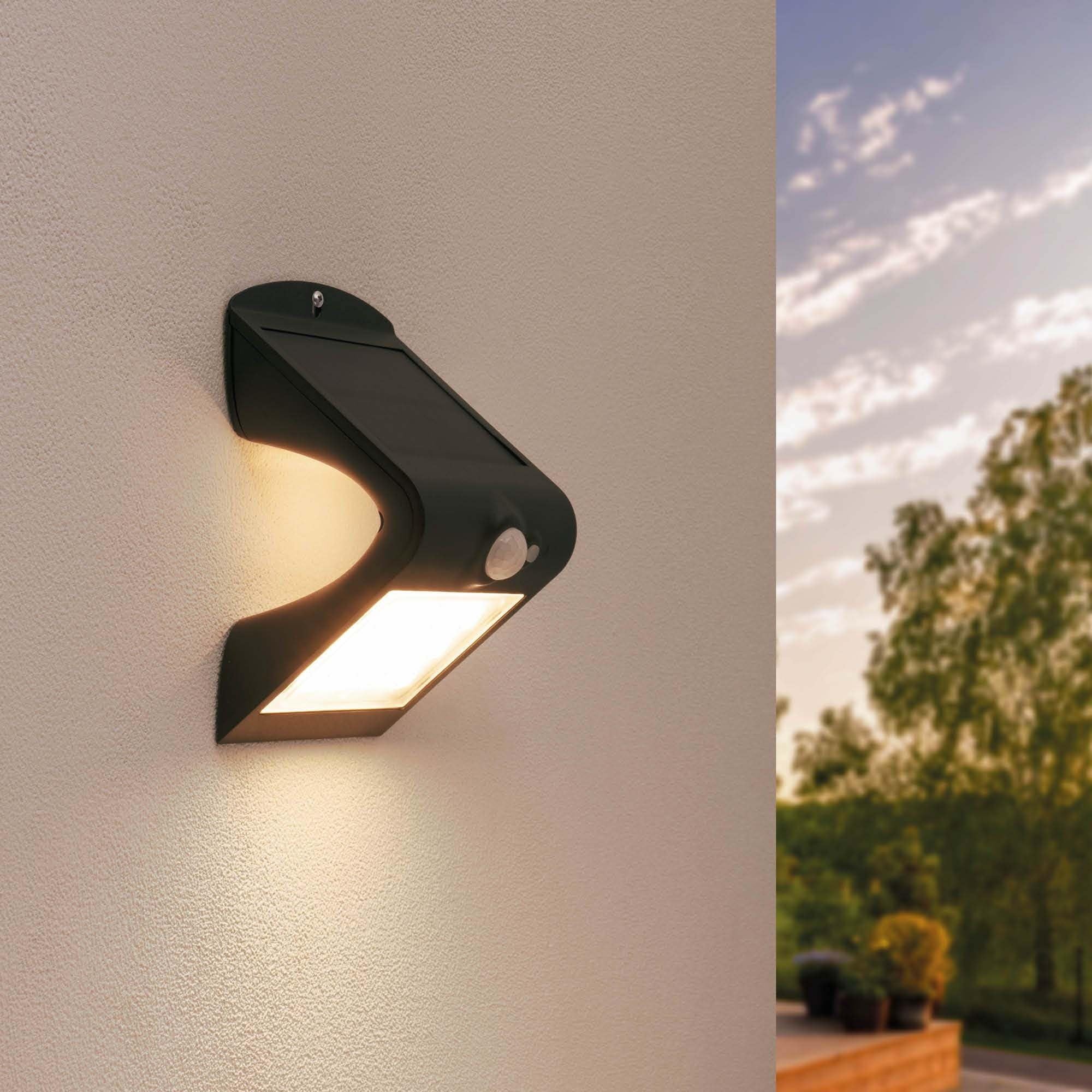 Ledvion Black - Modern Solar Wall Lamp On Solar Energy Whitemotion Sensor, 1.5W, 3000K, Ip65waterproof & 220 Lumen,