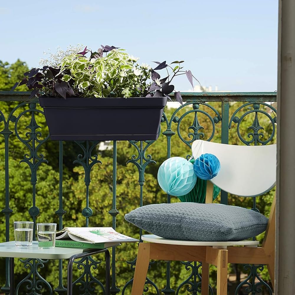 VIRSUS 2 Fioriere Rettangolari per Balcone BIRK5, Color ANTRACITE, Sottovaso integrato, Vaso in Resina con supporto in ferro da Appendere a Finestre e Balconi, Capacità 8,6 Litri (50x17x16 cm) - C