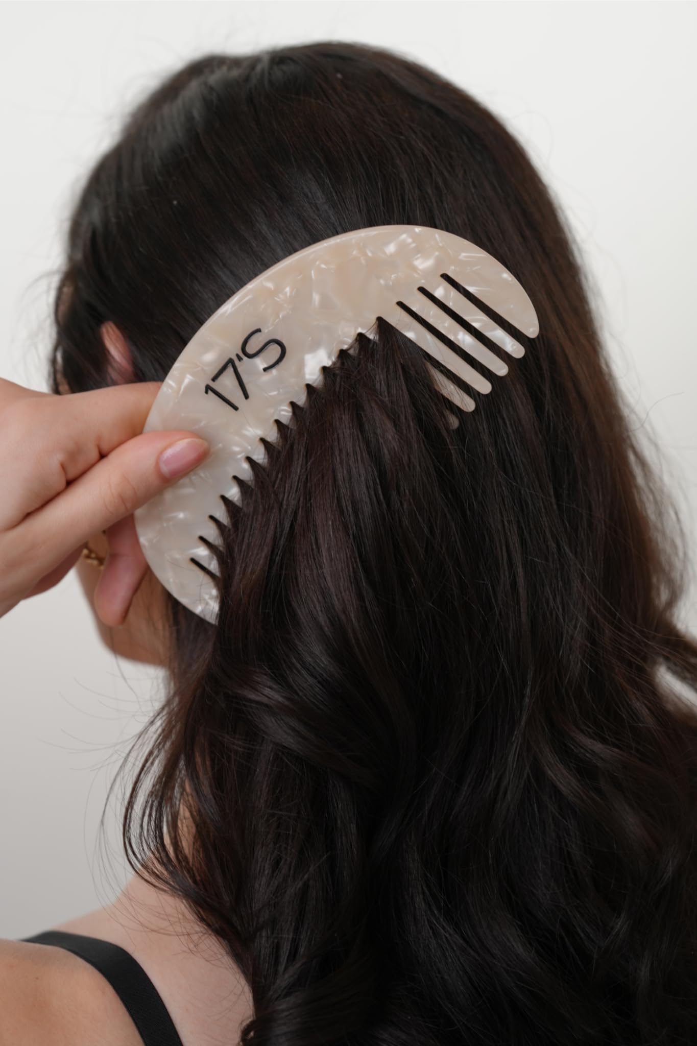 Vanilla Pearl Comb Grobzinkiger Kamm aus Celluloseacetat