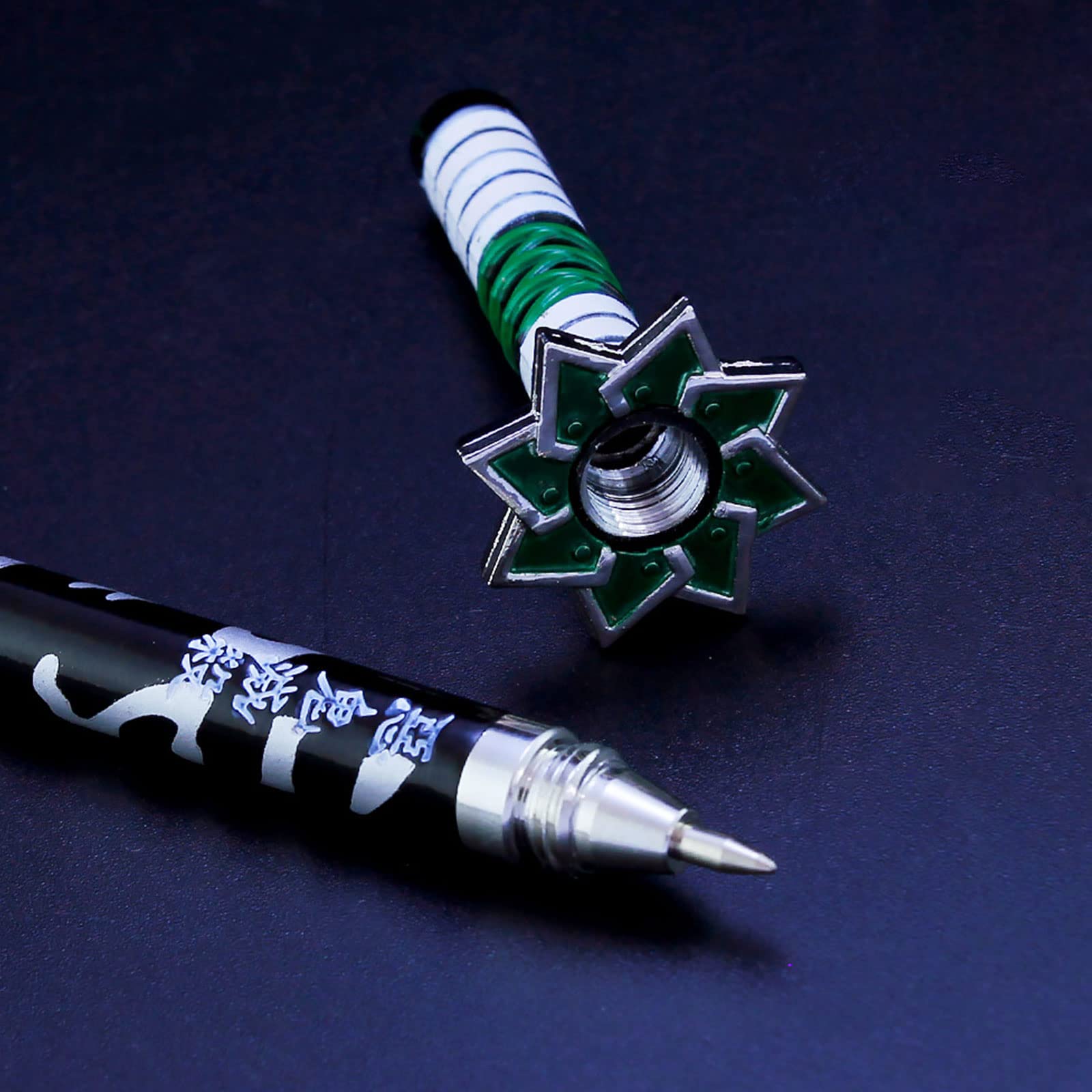 VEGAWIWI Stylos à Encre Gel De 0,5 Mm - Encre Noire - En Forme D'épée De Samouraï Japonaise - Cadeau Pour Les Fans D'anime - Recharge D'encre Remplaçable (C065