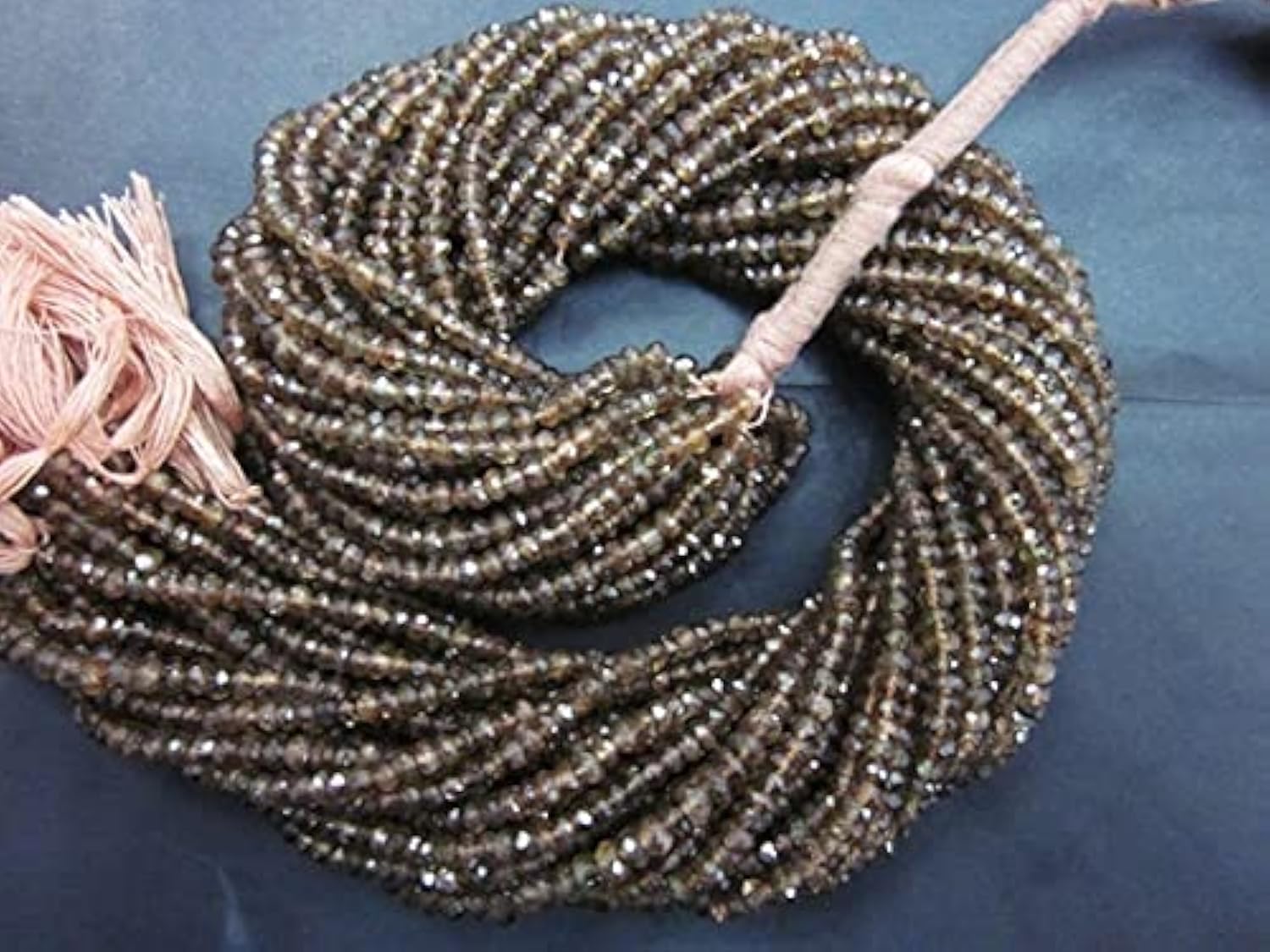 Andalusite Faceted rondelle au pléochroïsme unique sur fil de 14 inches