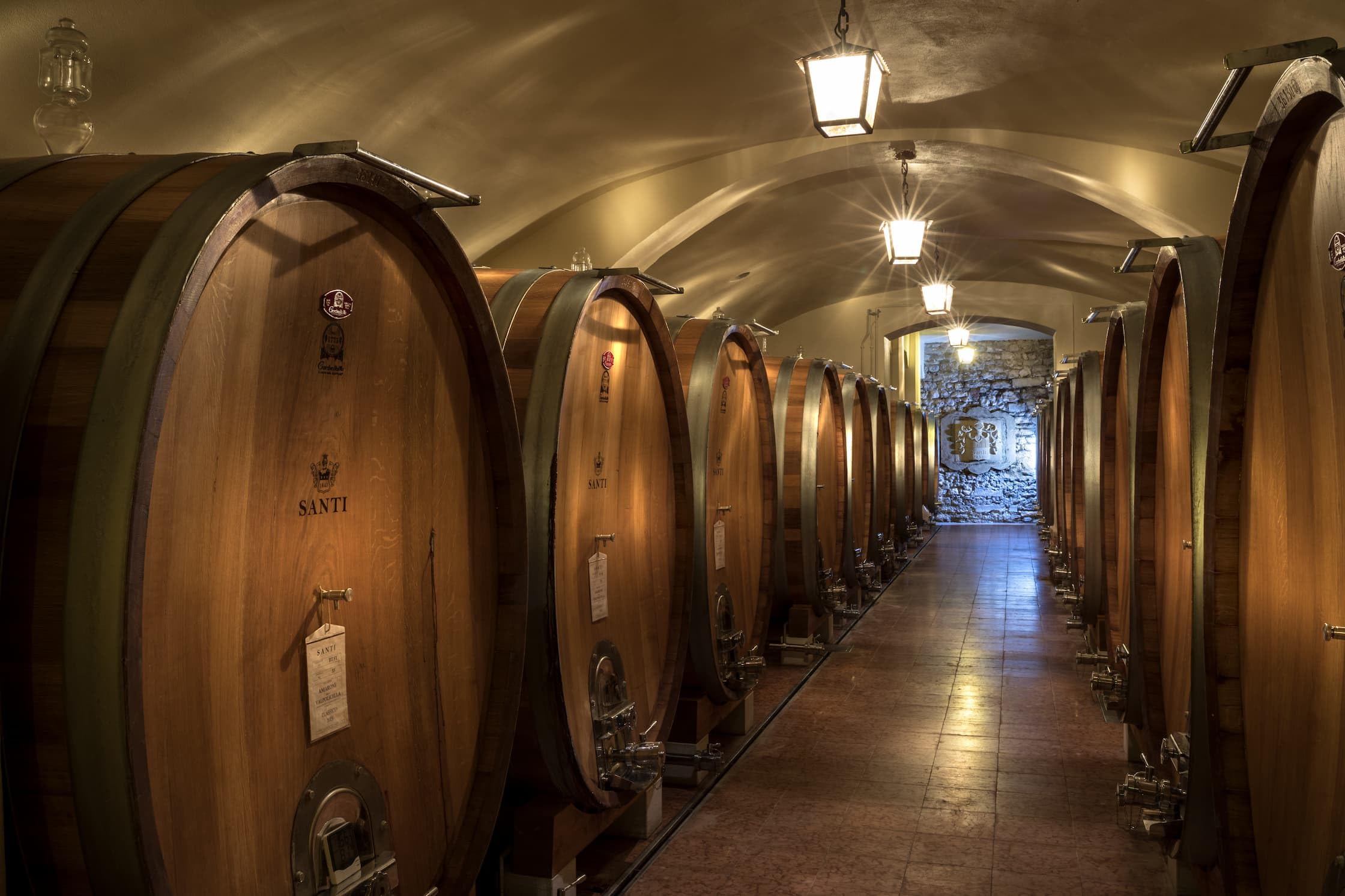 Santi Solane Valpolicella Ripasso Classico Superiore Denominazione di  Origine Controllata Wine Dry (1 x 0.75 L) : Amazon.de: Grocery