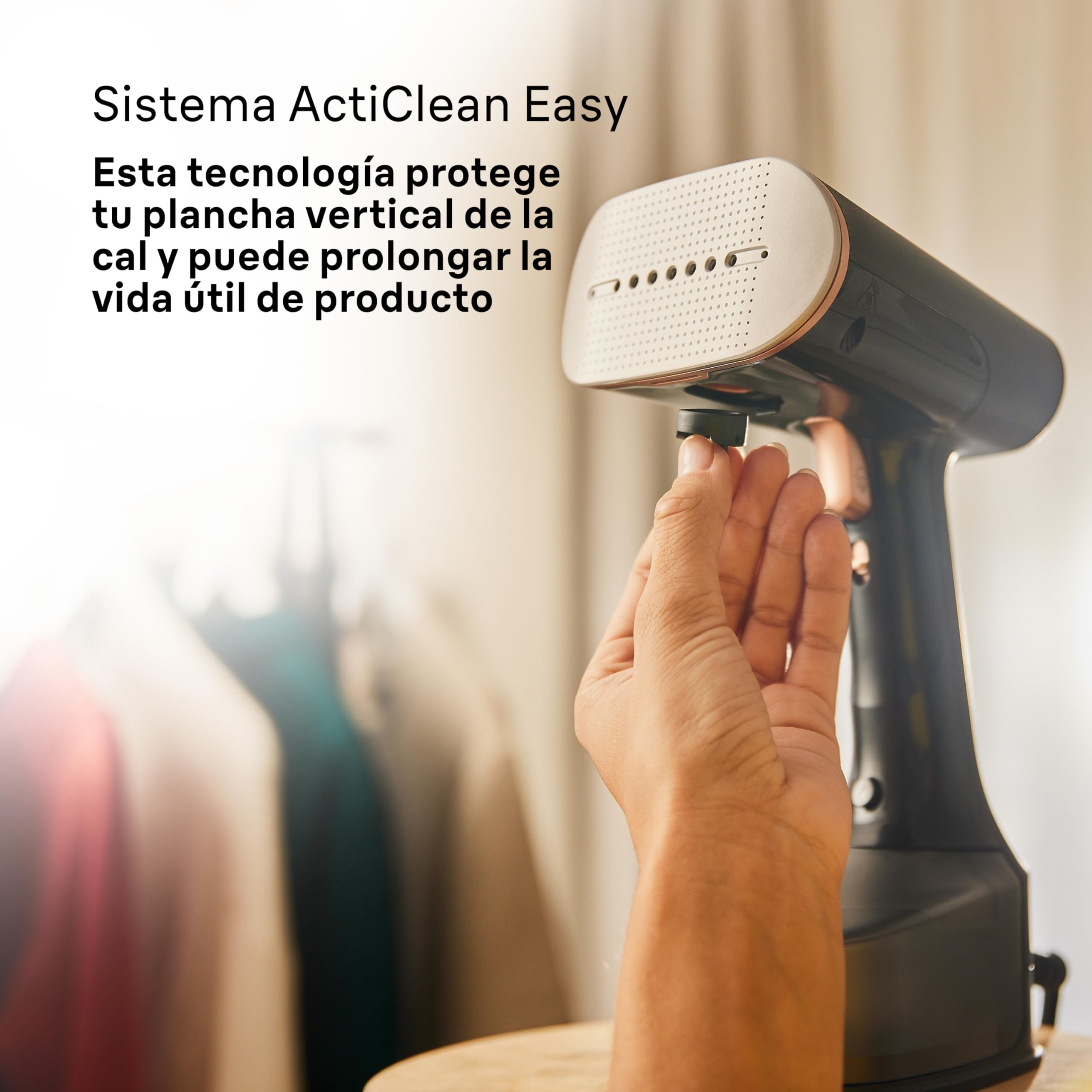 Braun QuickStyle 7 GS7077BK, Plancha de Vapor Vertical con Suela Calefactable FreeGlide 3D, Steamer con Calentamiento Rápido, Flujo Vapor 35 g/min, Capacidad 250 ml, Cable 3 m, 1600W, Negro