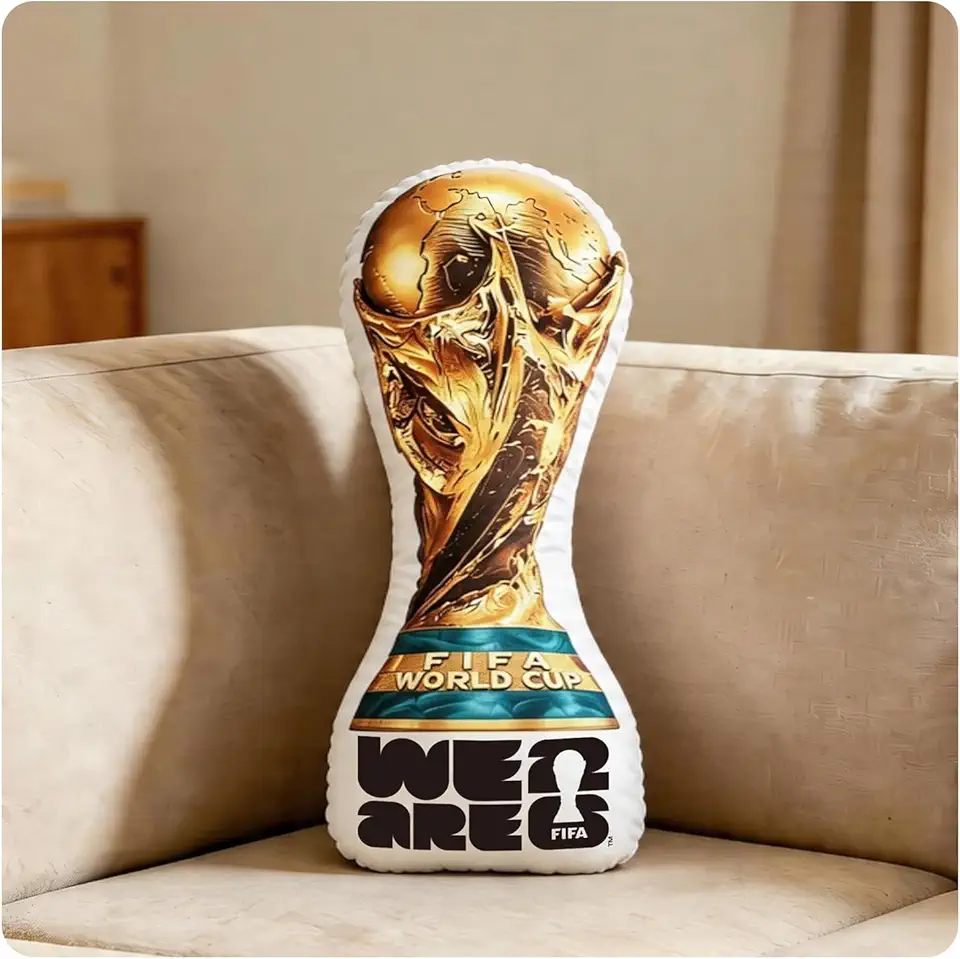 MESUCA Almofada de almofada da Copa do Mundo da FIFA edição 2026, almofada macia troféu, temática de futebol de pelúcia, decoração de quarto (troféu - 36,8 cm)