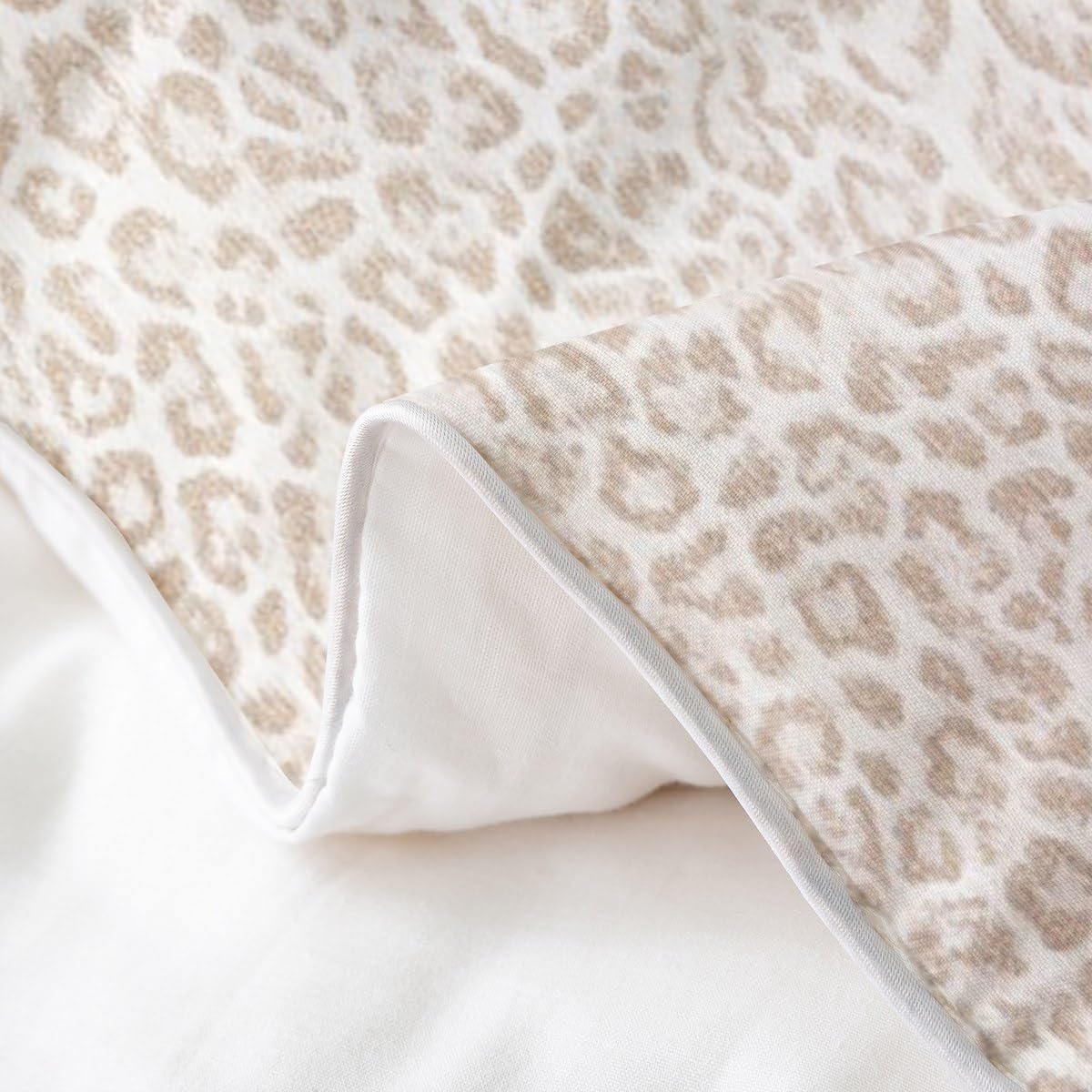 jejeloiu Leopard Duvet Cover 100% Cotton Queen Size Cheetah Bedding Set for Boys Girls Beige Comforter Cover Animal Print Bedroom Decor 3Pcs Zipper Closure with 2 Pillowcases