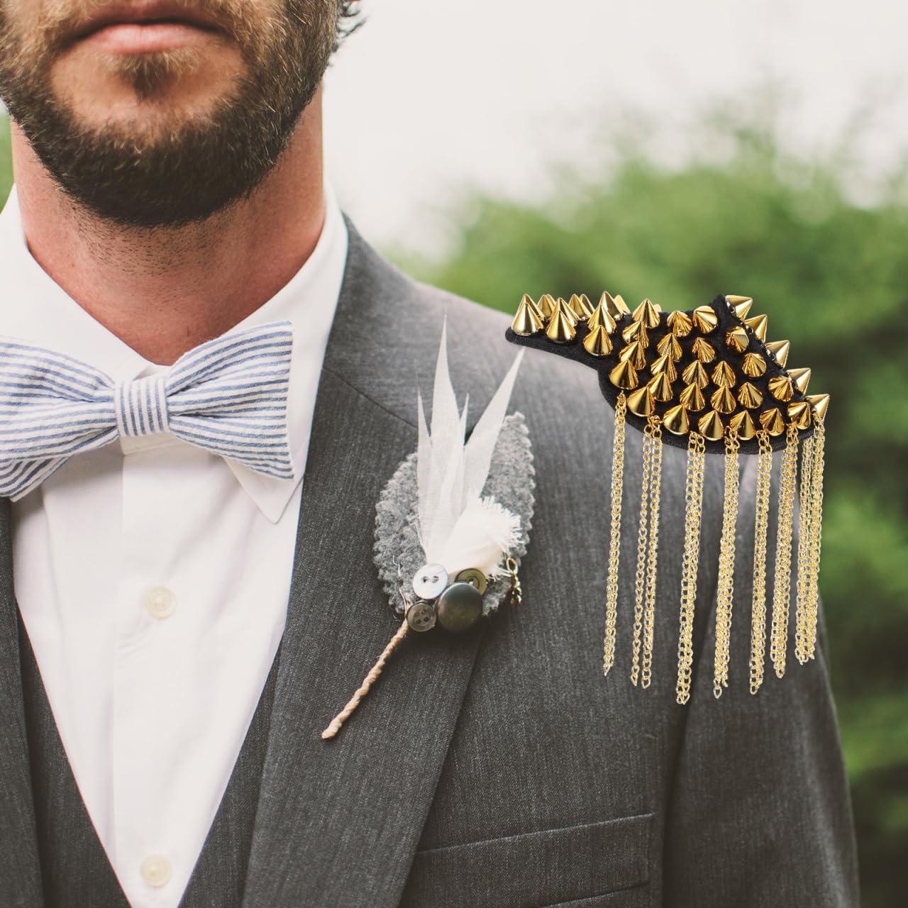 BESTOYARD Gold Rivet Tassel Chain Epaulets Pair - Retro Shoulder Boards for Men S Costume Themed Party Accessories