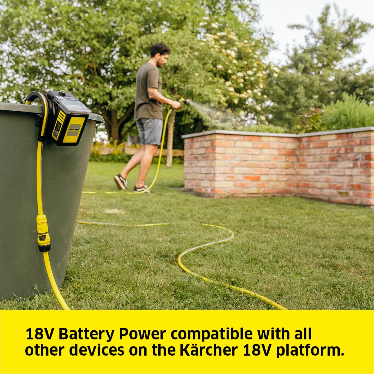 KÄRCHER BP 2.000-18 Pompa da barile a batteria, pressione dell'acqua: 2 bar, portata: 2000 l/h, utilizzabile con la batteria KÄRCHER da 18 V (non inclusa nella confezione)
