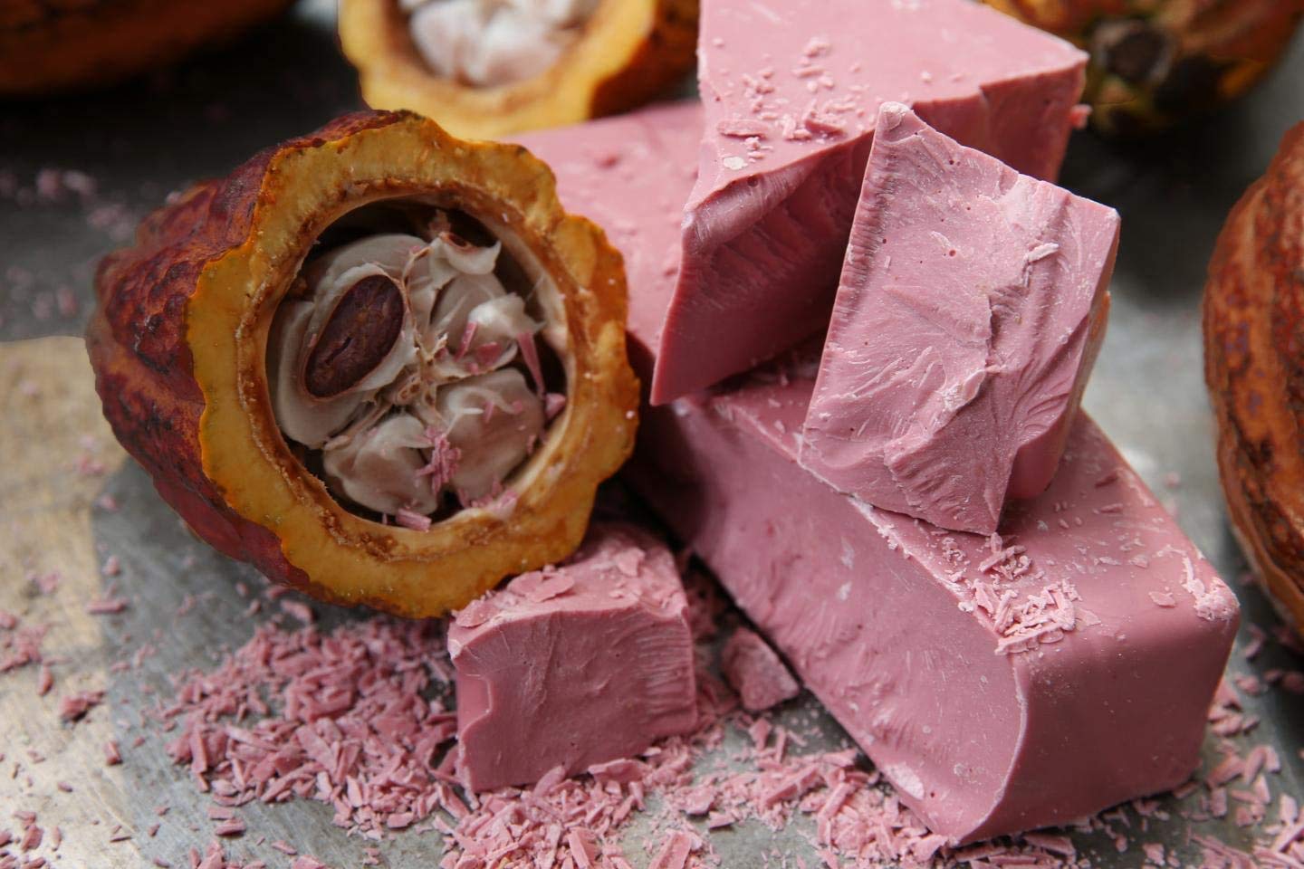 CALLEBAUT RUBY CHOCOLATE - CIOCCOLATO ROSA - FINEST BELGIAN CHOCOLATE - RECIPE N° RB1-2,5 KG