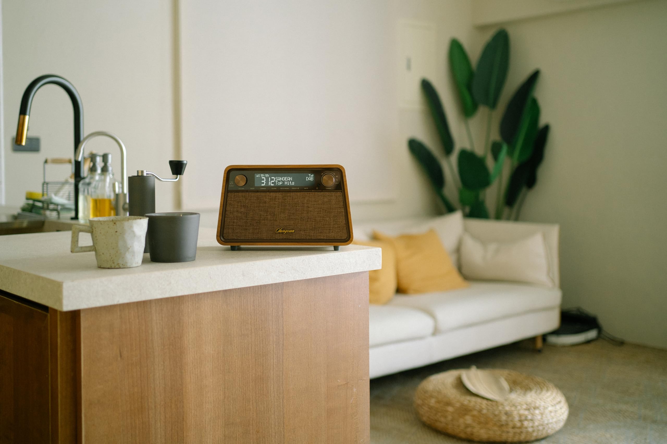 SANGEAN WR-201D Premium Retro-Radio mit DAB, RM, Bluetooth, AUX, dimmbaren LCM-Display, Echtholz-Gehäuse, Kirschbaum Natur
