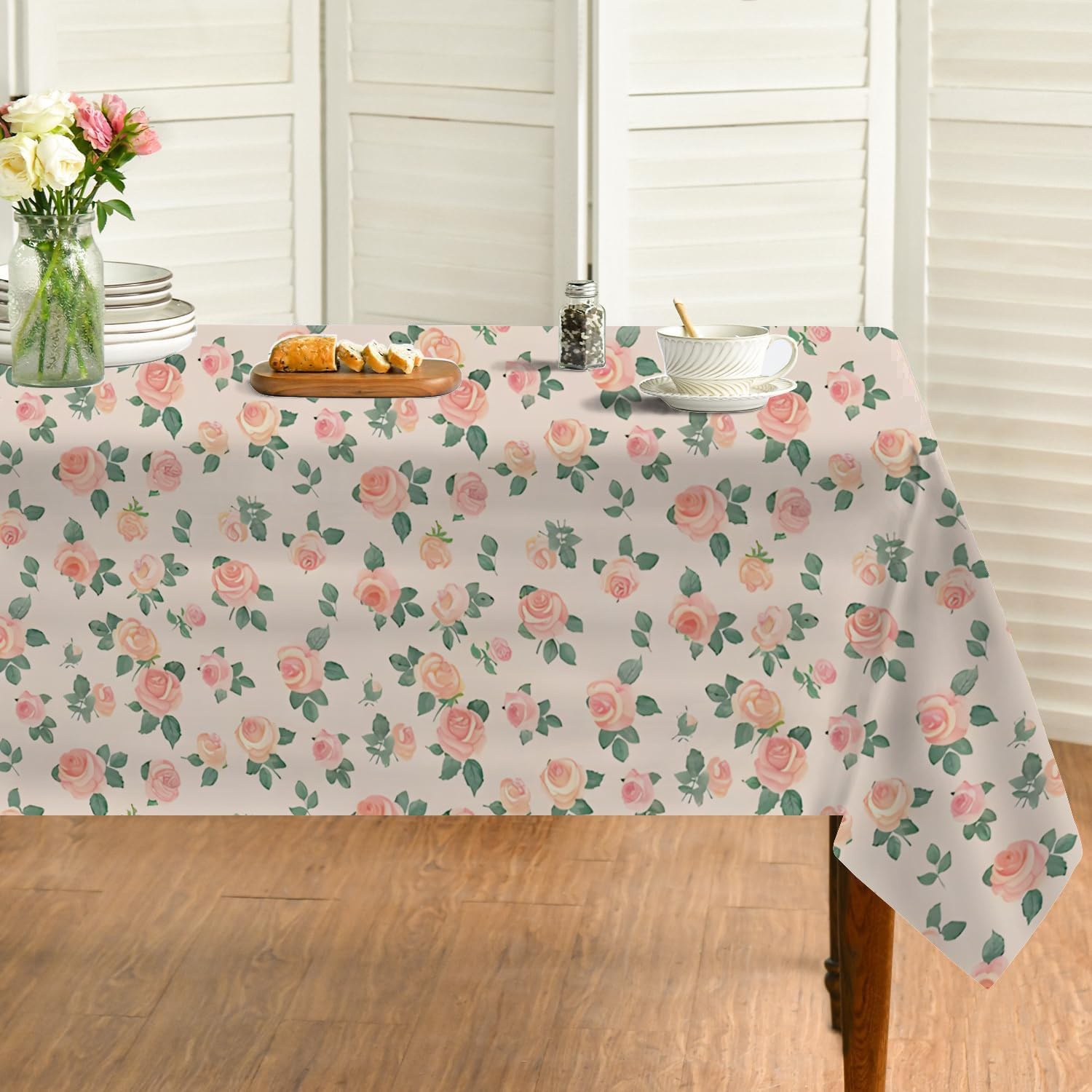 Nappe rectangulaire rose pour décoration de table de mariage et repas champêtre dans le jardin