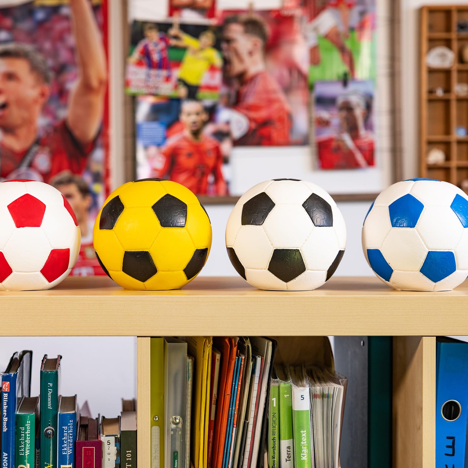 HMF 4790-01 Soldi Salvadanaio, Pallone da Calcio In Pelle Sintetica, 15 cm, Bianco Nero