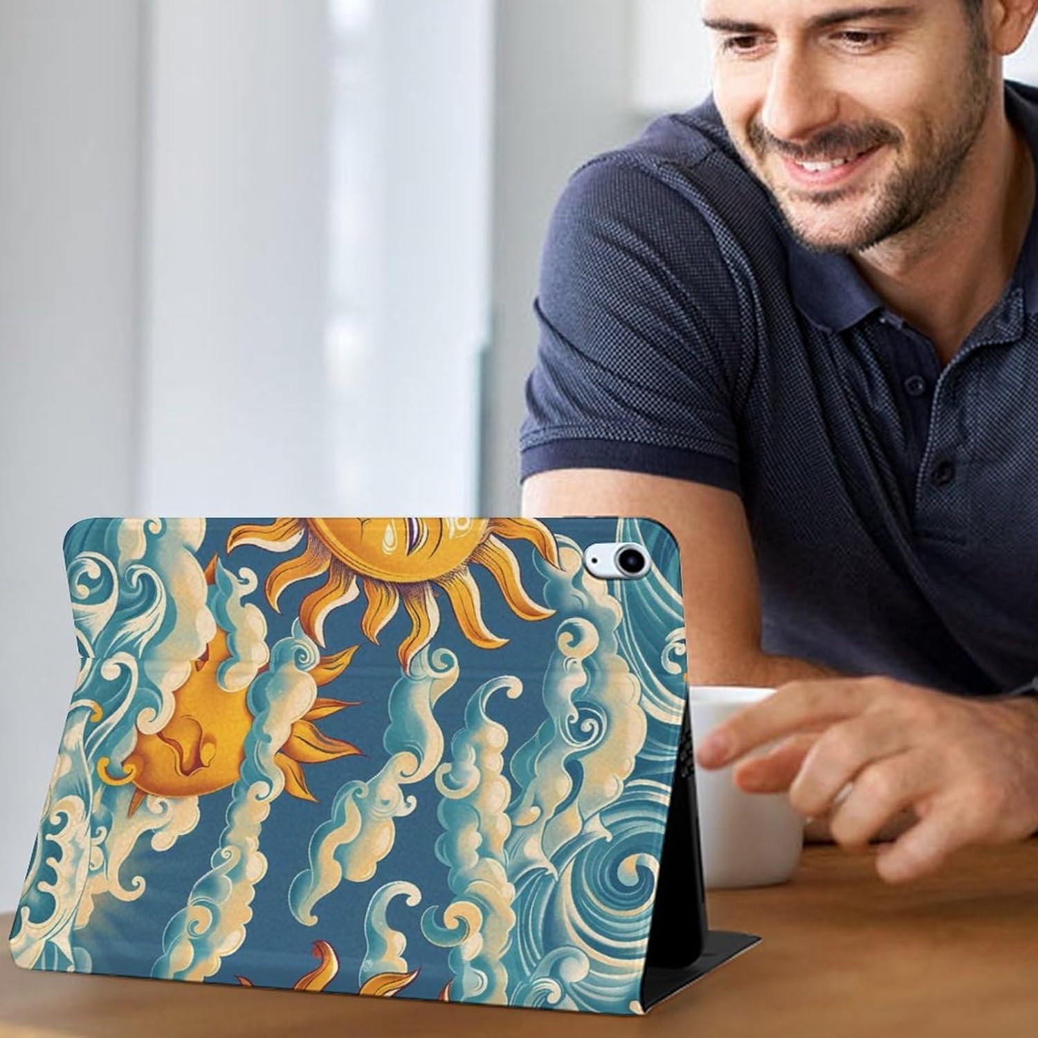 Ocean Sunrise Faces Printed Case Trifold Stand Protective Cover Compatible with ipad Air5/air4 (10.9in) /ipad Pro 2018(11in)