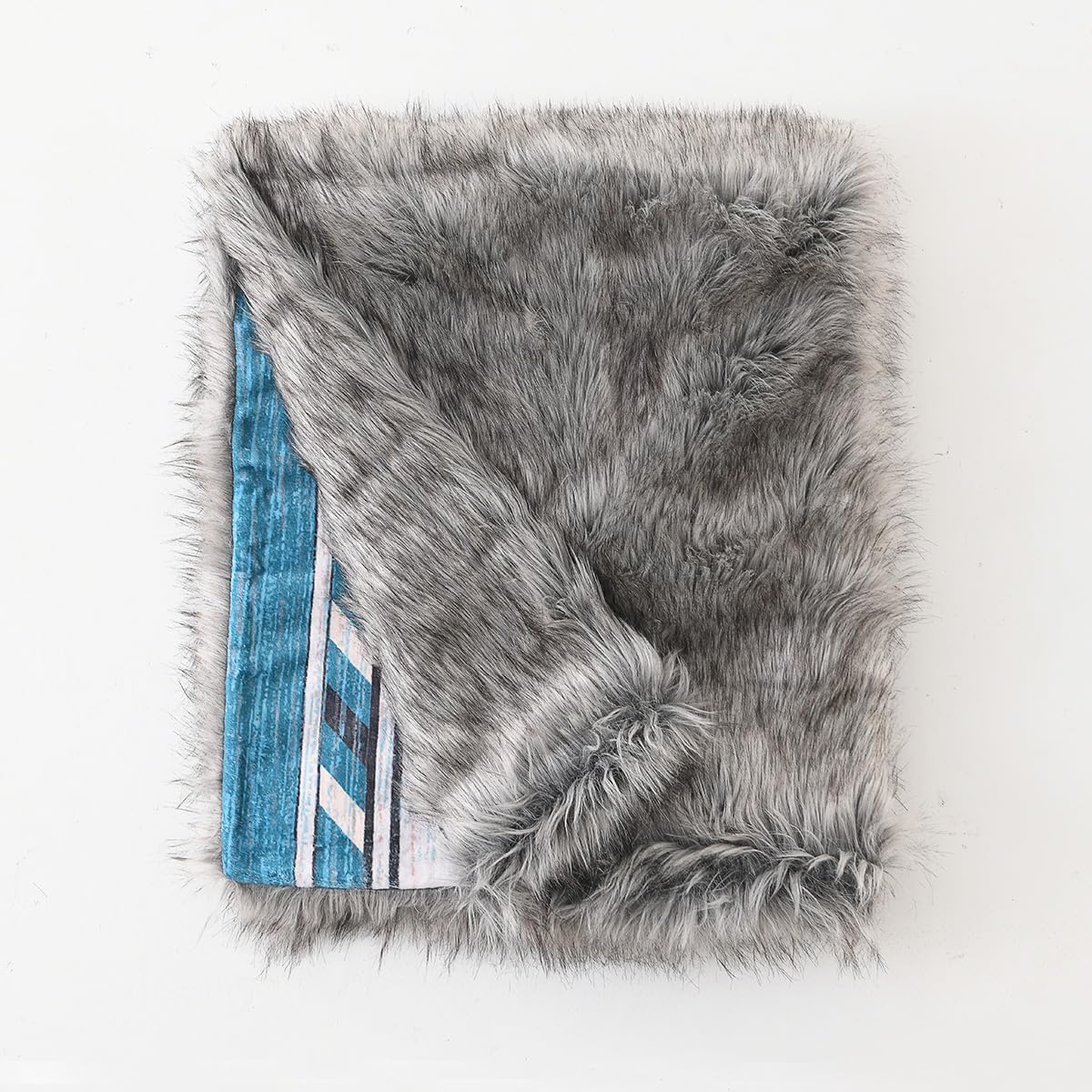 Luxury Plush Faux Fur Throw Blanket with Aztec Pattern, Super Warm, Fuzzy, Elegant, Fluffy Decoration Blanket for Couch, Armchair, Sofa and Bed, 60''x 80'', Teal - Image 5