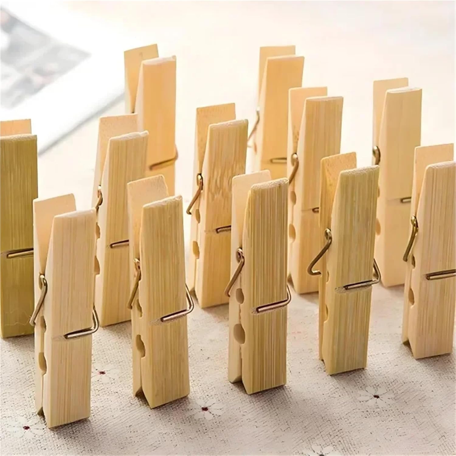 Clothes pins 100 PCS Natural Wood Color Heavy Duty Wood Clips for Hanging Clothes