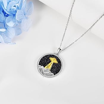 Amazon.co.jp: HUKKUN UFO 空飛ぶ円盤ペンダントネックレス