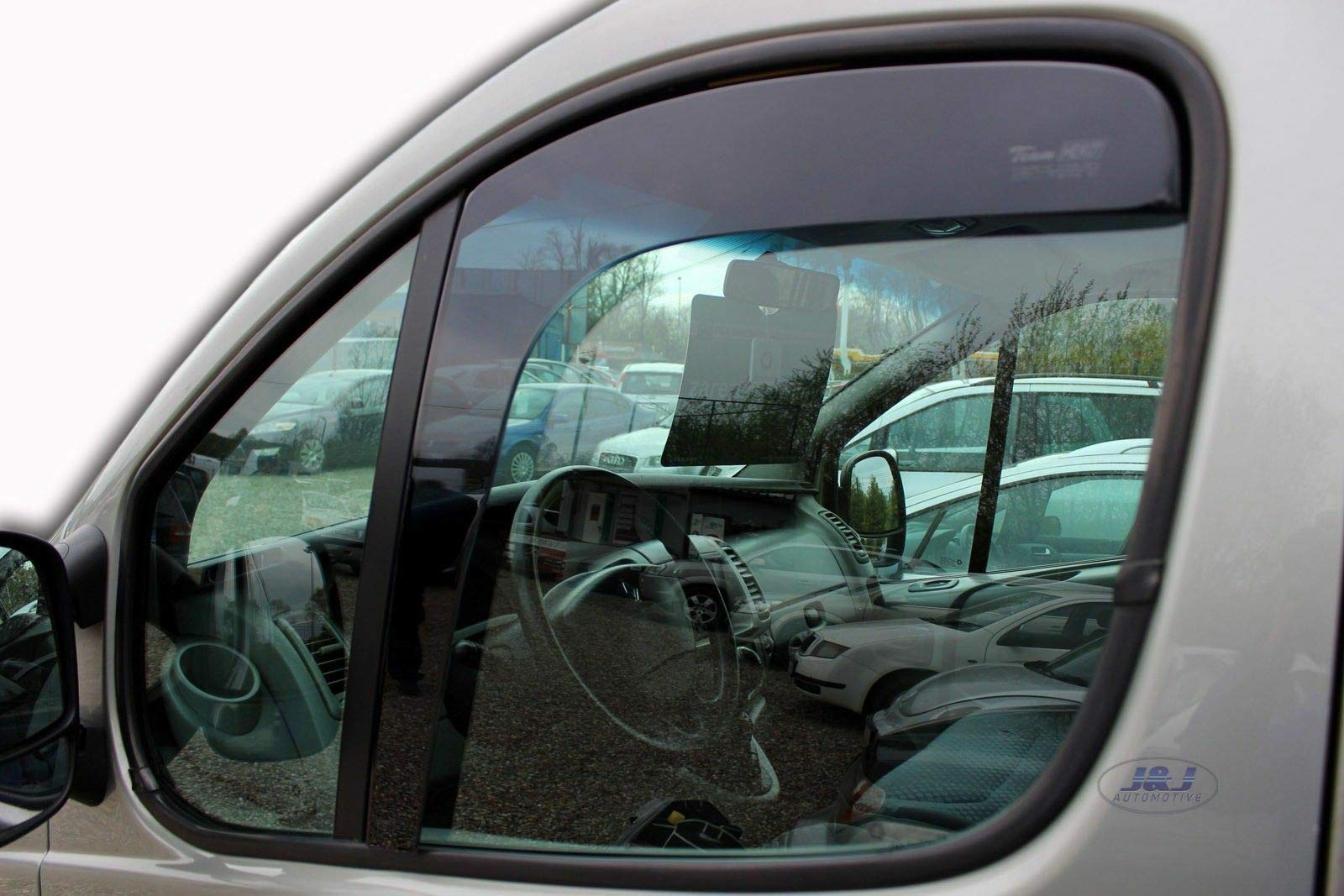 J&J AUTOMOTIVE Derivabrisas Personalizados para RENAULT TRAFIC 2001-2011 2pcs, Color: Smoky Gray, Instalación Clip-on