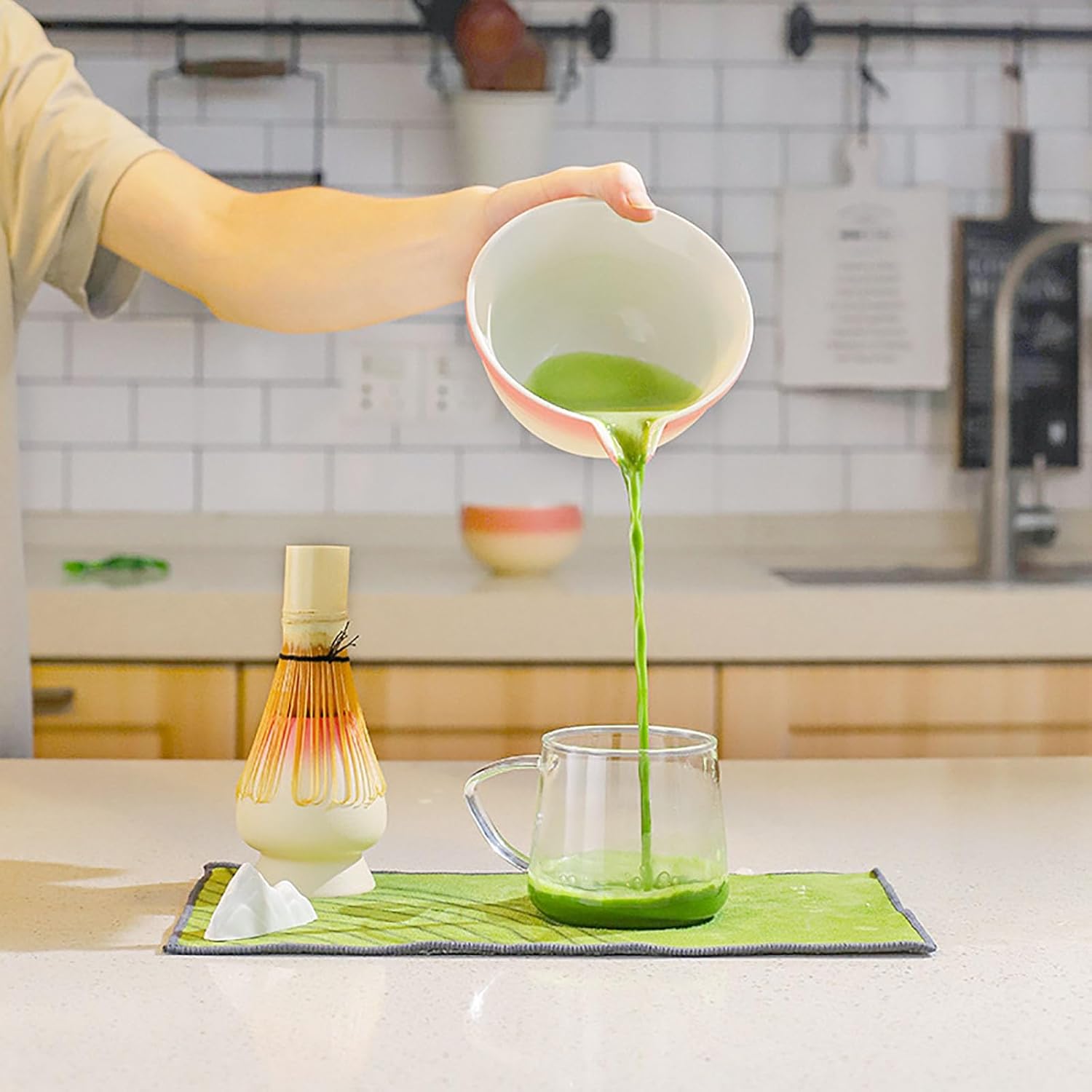 7 Pcs Matcha Whisk Set, Matcha Kit With Matcha Bowl (with Pouring Spout), Matcha Whisk, Whisk Holder, Strainer Matcha Set, Matcha Tea Set For Making Latte,Gift For Matcha Lovers(F)