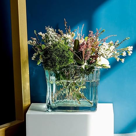 Amazon Co Jp 花瓶 花器 ガラス 透明 小さめ ミニ 北欧 おしゃれ 灰皿 モダンスタイル 一輪挿し 生け花 造花 ドライフラワー 花束 雰囲気 玄関 店舗 お店 リビング レストラン インテリア飾り ホーム キッチン