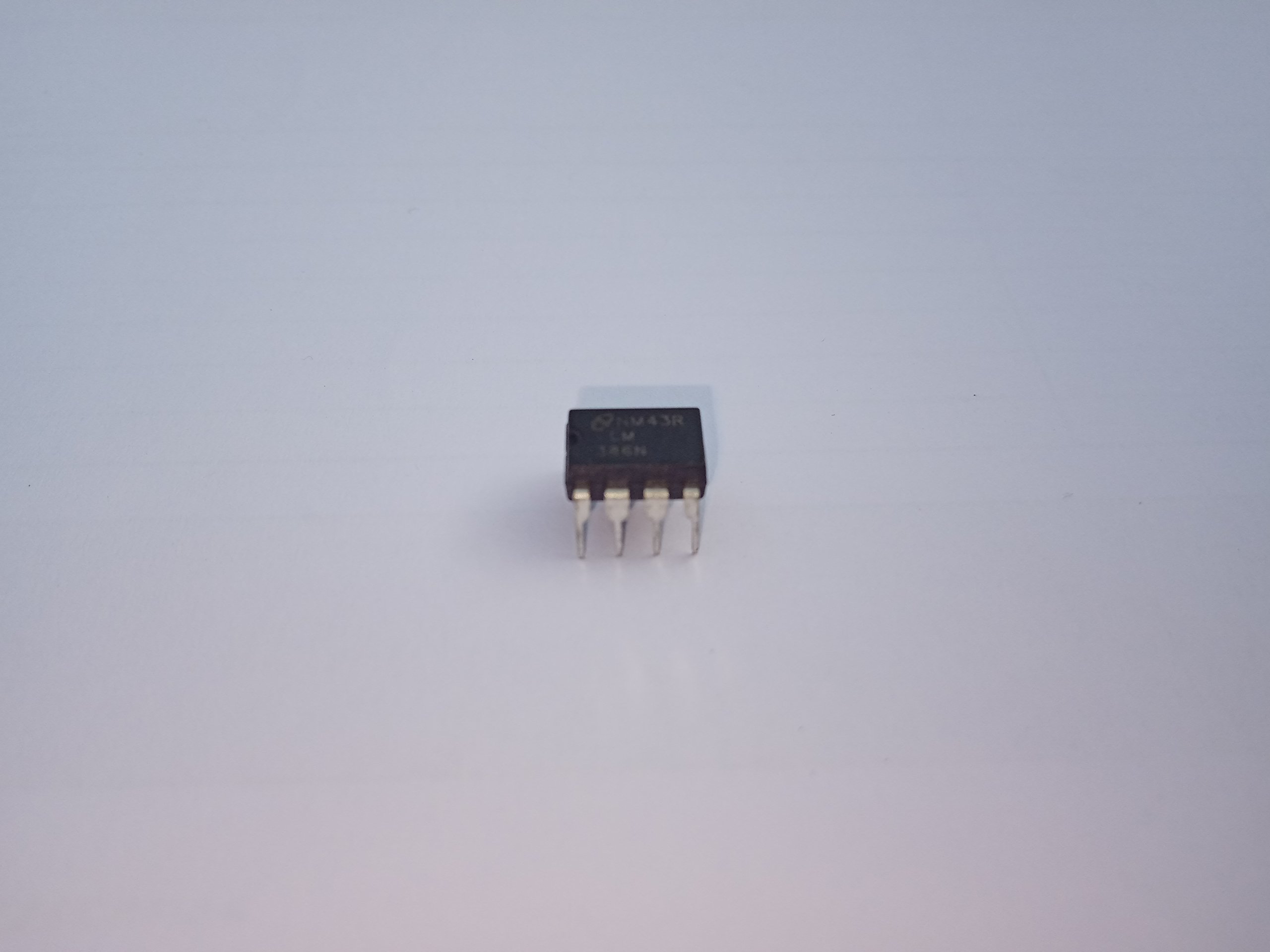 LM386 Low Voltage Audio Power Amplifier DIP-8 IC UTC (NM43R LM 386 N) - 2-pieces