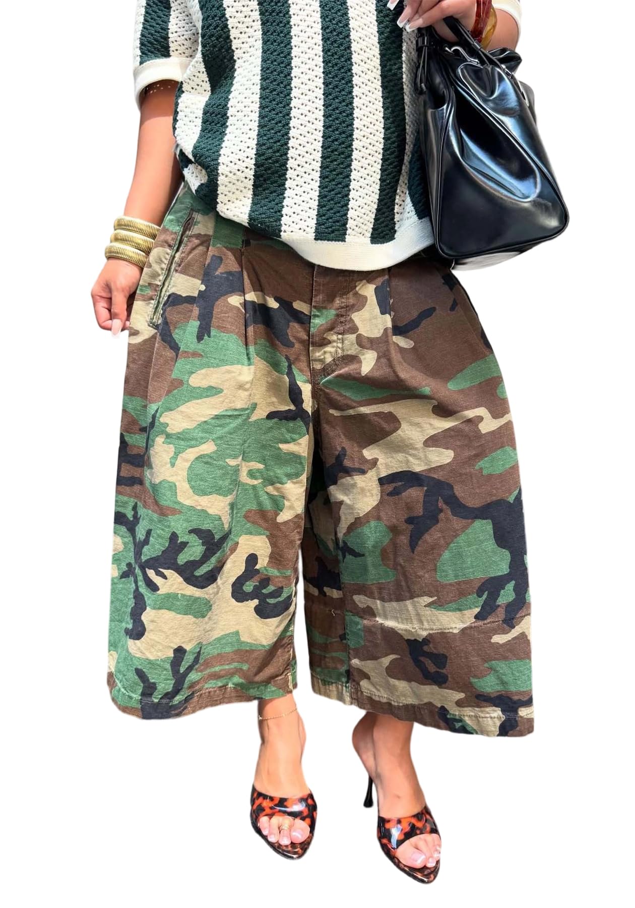 LETSVDO Women Barrel Camo Pants Baggy High Waisted Wide Leg Camouflage Palazzo Capris Army Fatigue Jean Cropped Trousers