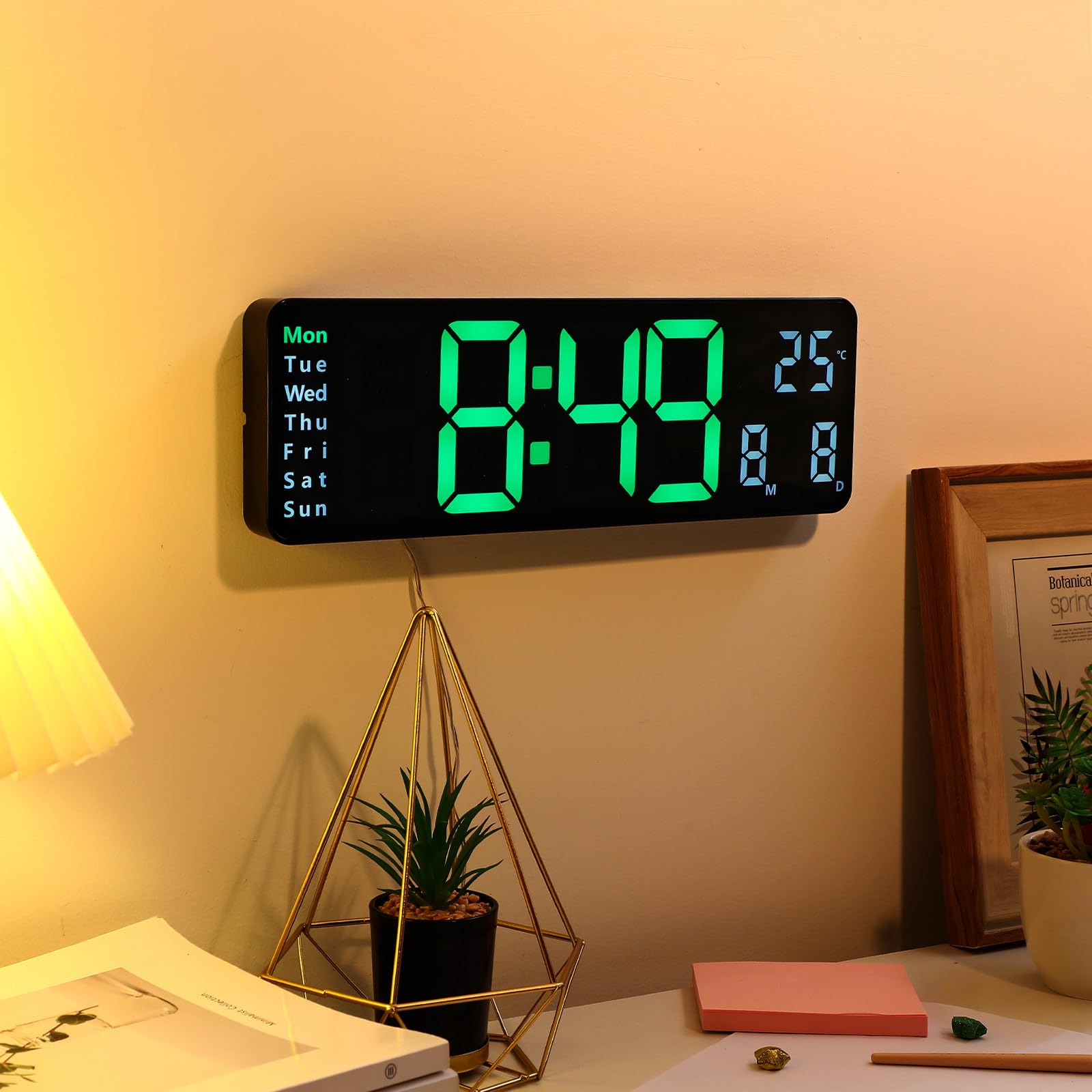 Digitale LED Wanduhr mit Temperaturanzeige, Fernbedienung, Tischbetrieb