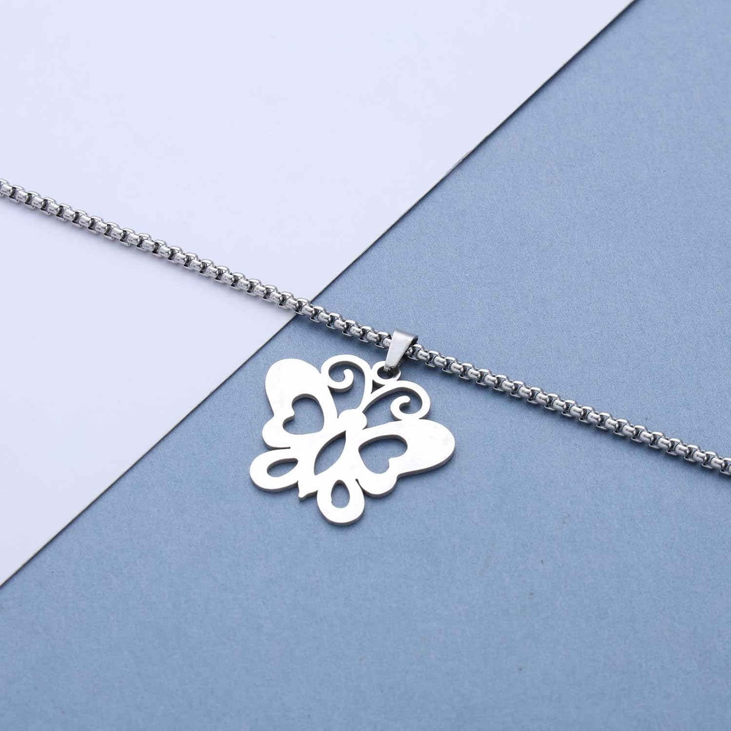 Andelaisi Boho Butterfly Choker Necklace Vintage butterfly Pendant Necklace Metal Butterflies Chain Necklaces Large Butterflies Animal Necklaces for Women - Image 5