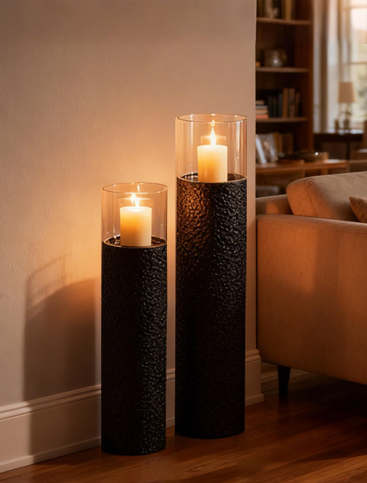 Sziqiqi Supports pour Bougies Hauts sur Pied: Lot de 2 Supports Hurricane pour Décoration - Structure Cylindrique Noire 85/70 cm en Ornement de Sol pour Salon et Cheminée