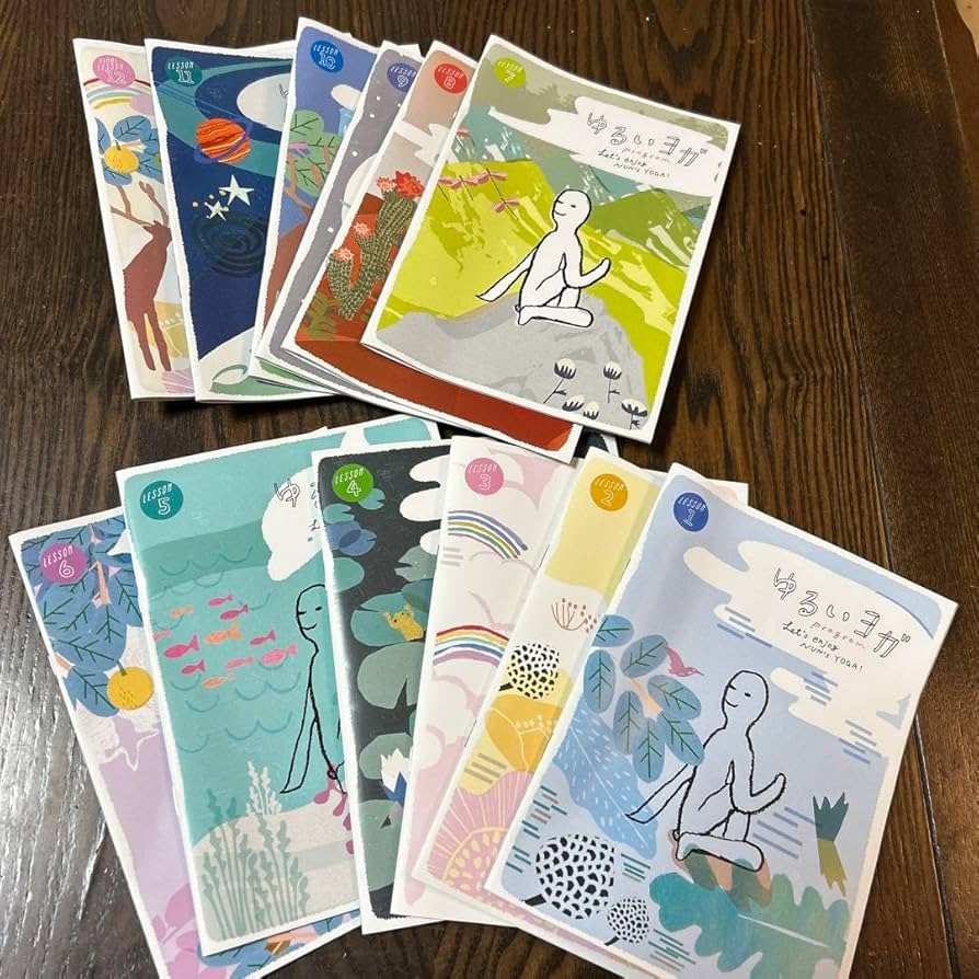 フェリシモ『ゆるいヨガ』テキスト12冊＆カード12セット　レッスンプログラム Amazon.co.jp: フェリシモ『ゆるいヨガ』テキスト12冊&カード12セット