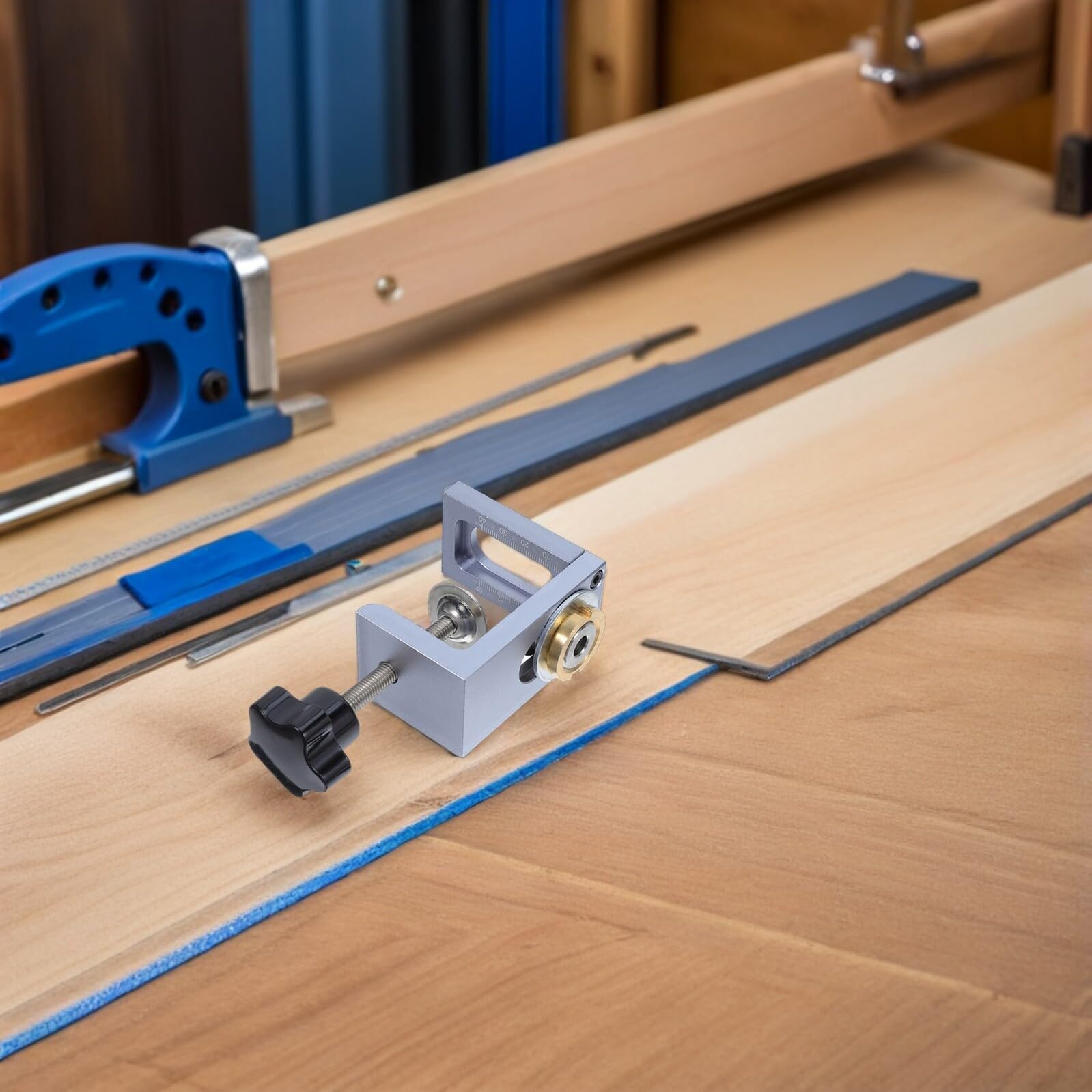Didiseaon Gabarit de Perçage pour Tourillons 8 MM Kit de Gabarit Auto-Centrant en Métal Réglable Outil de Positionnement Précis pour Travail du Bois et Assemblage de Meubles de Menuiserie