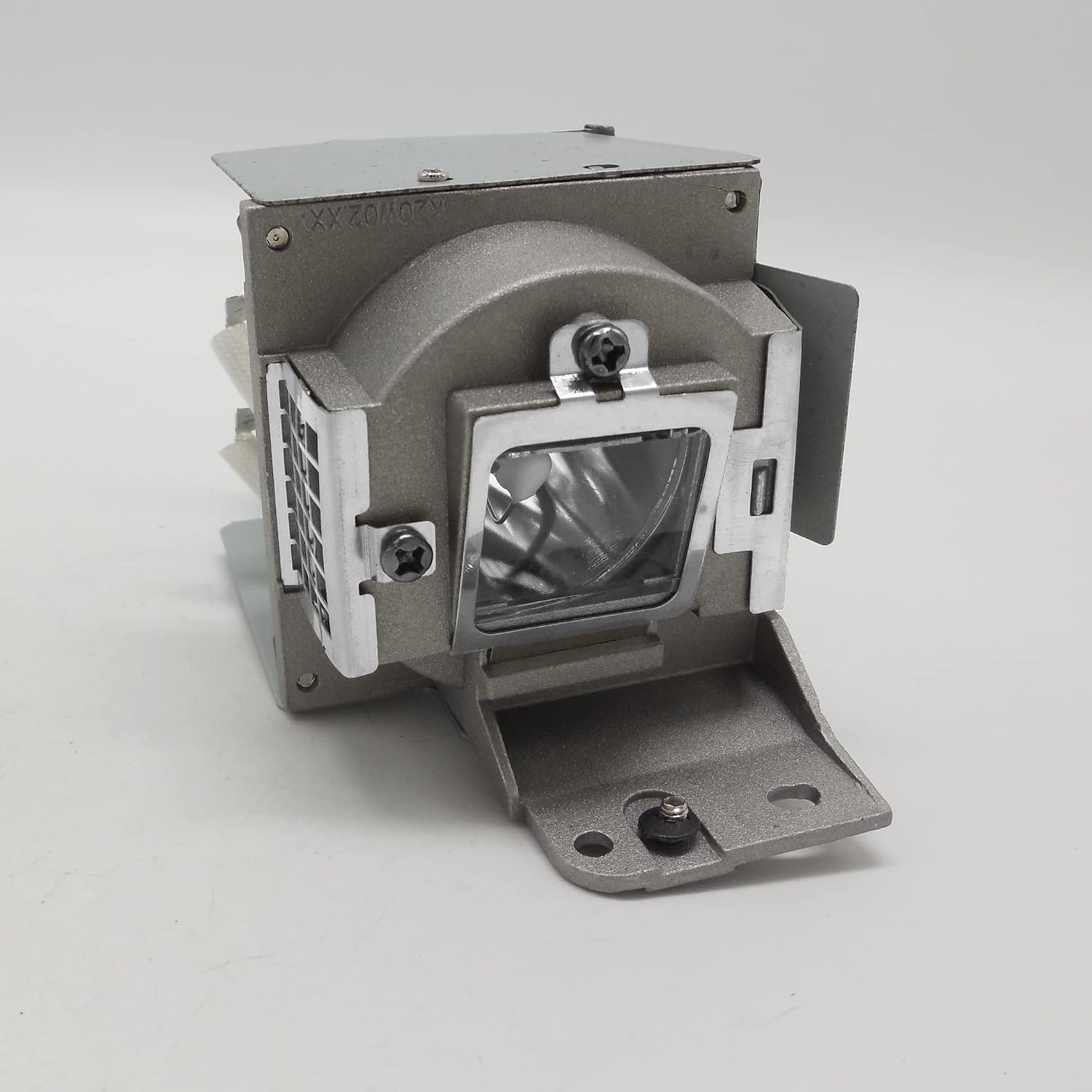 Compatible VLT-EX240LP / EX240LP Replacement Projector Lamp Bulb with Housing Compatible with Mitsubishi ES200U EW230U-ST EW270U EX200U EX220U EX240U GS-326 EX241U
