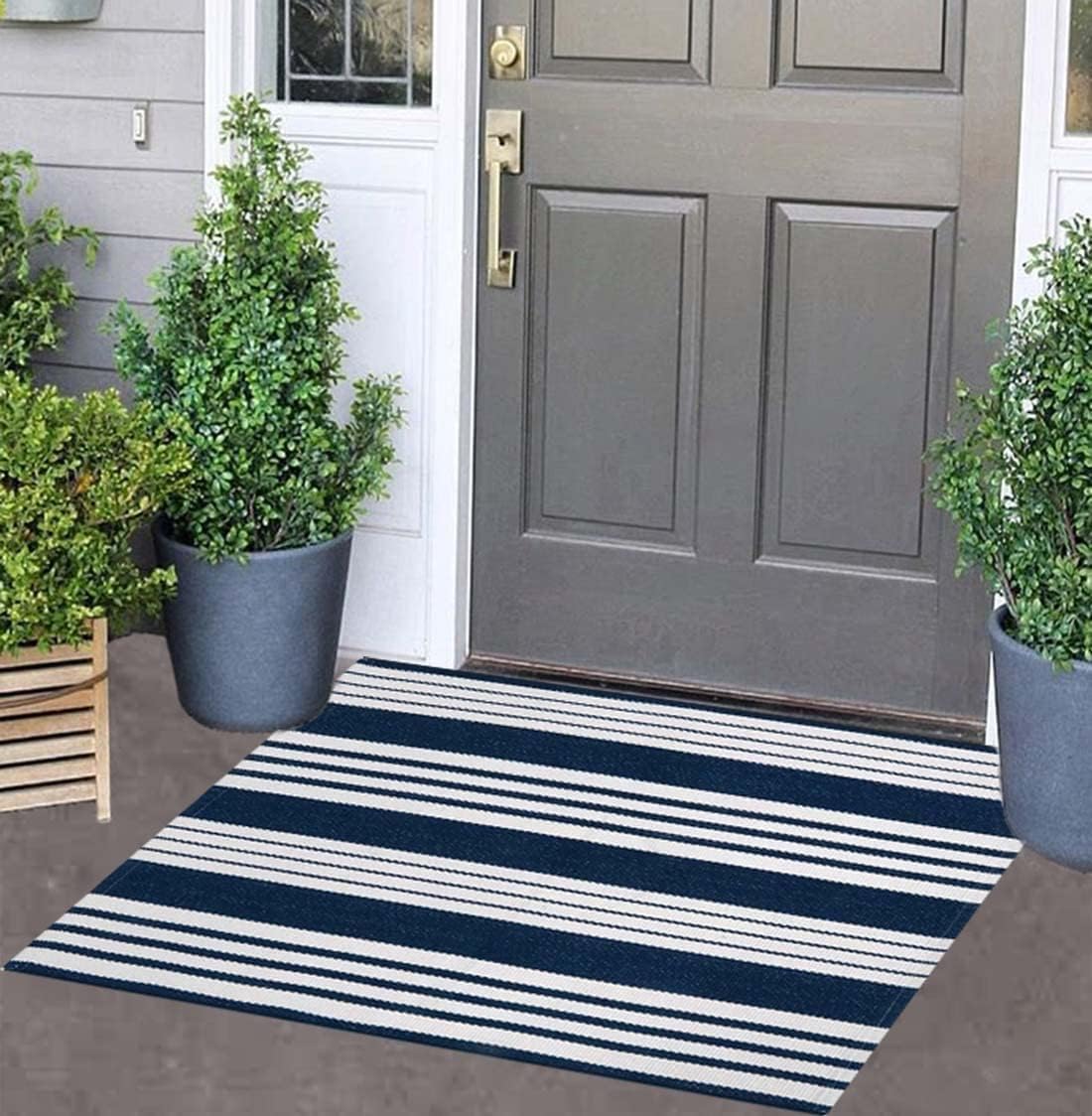 Blue and White Striped Doormat 24'' x 35'' Front Porch Rug Machine Washable Indoor Outdoor Doormat for Front Porch Hand-Woven Entryway Rug for Laundry