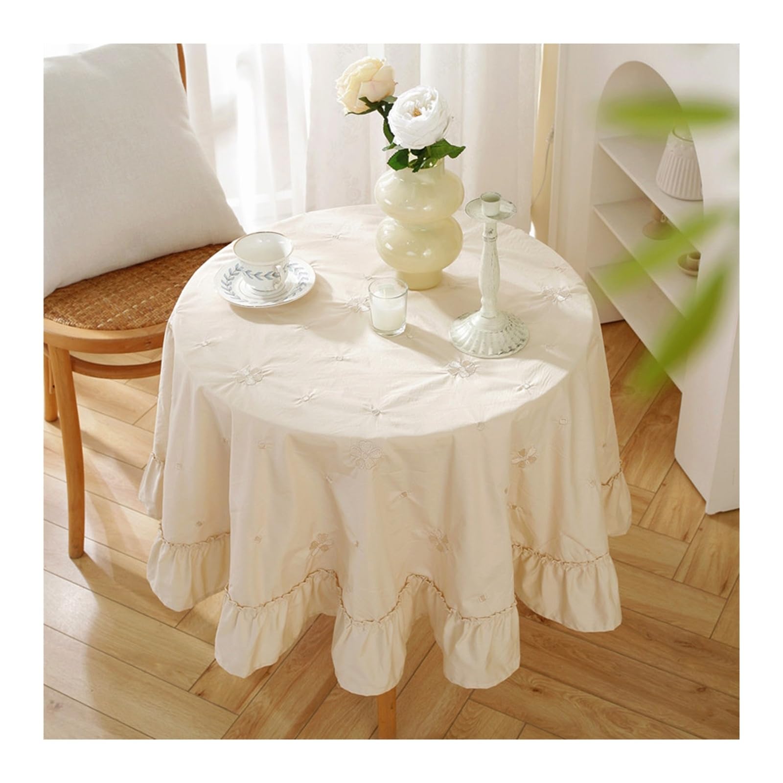 Nappe ronde brodée en coton crème KnSam chic style volant raffiné
