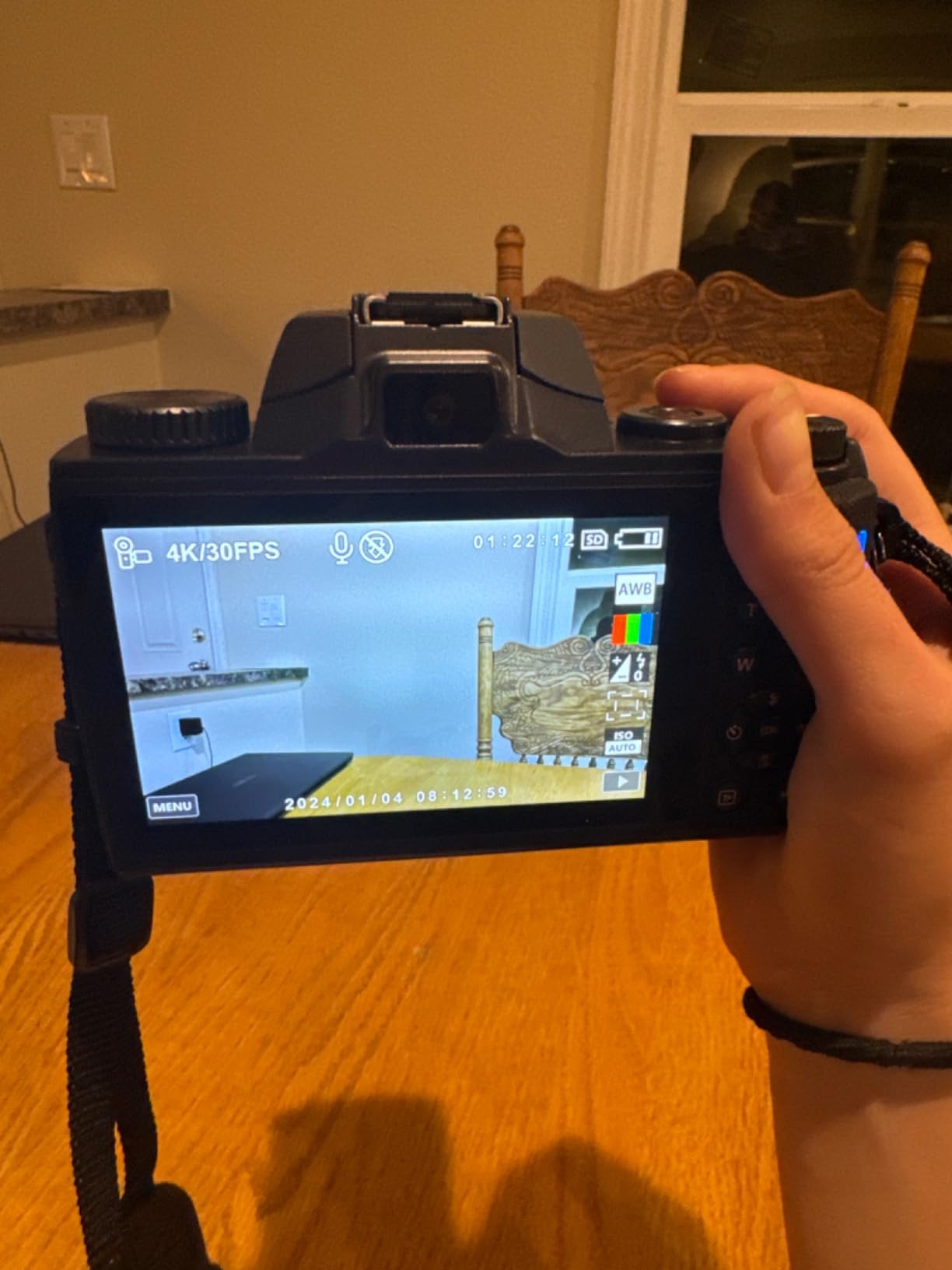 Gran cámara pero mala calidad de sonido.