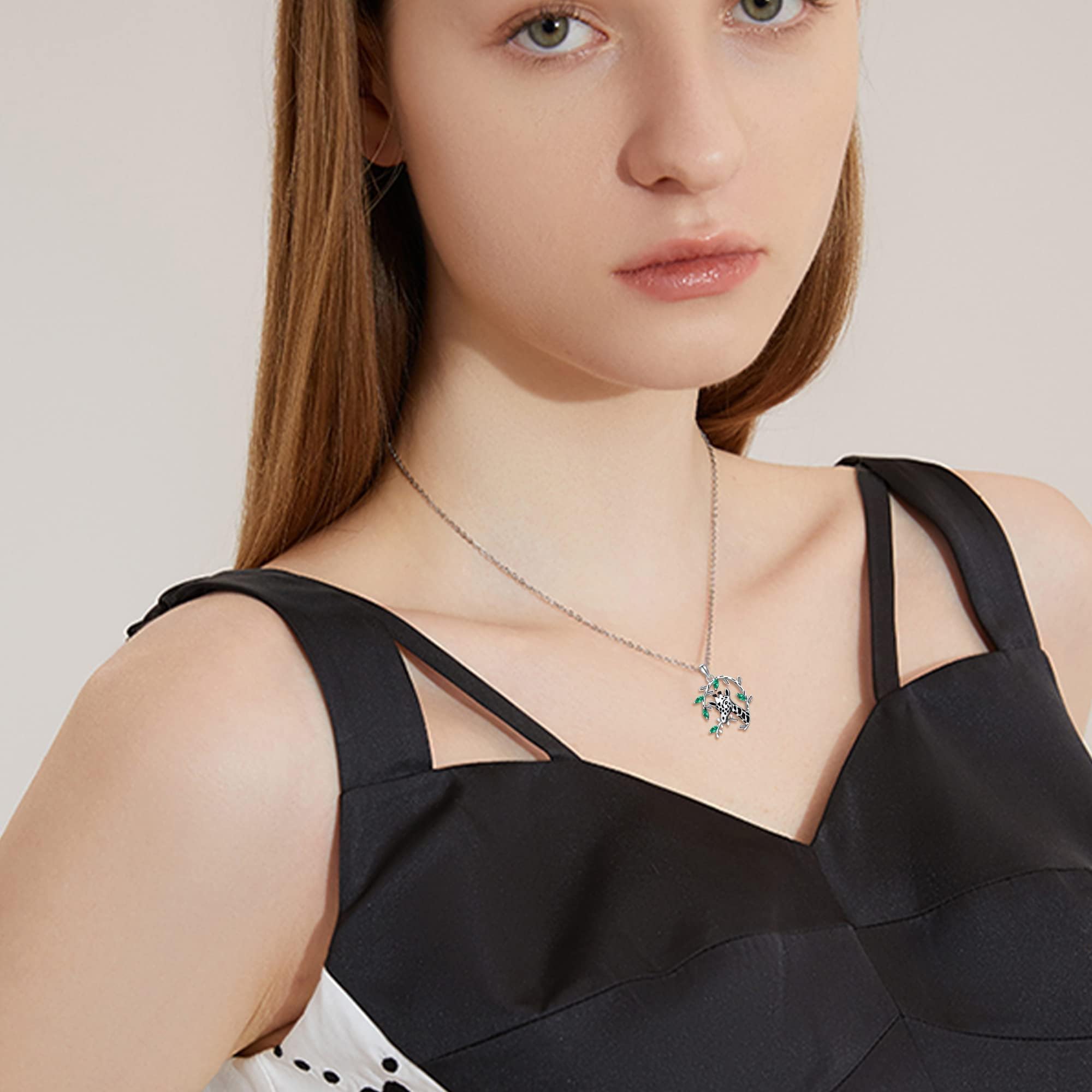 Collier en argent sterling avec pendentif cheval/girafe/singe/chien/coccinelle/loup/panda/vache en argent sterling