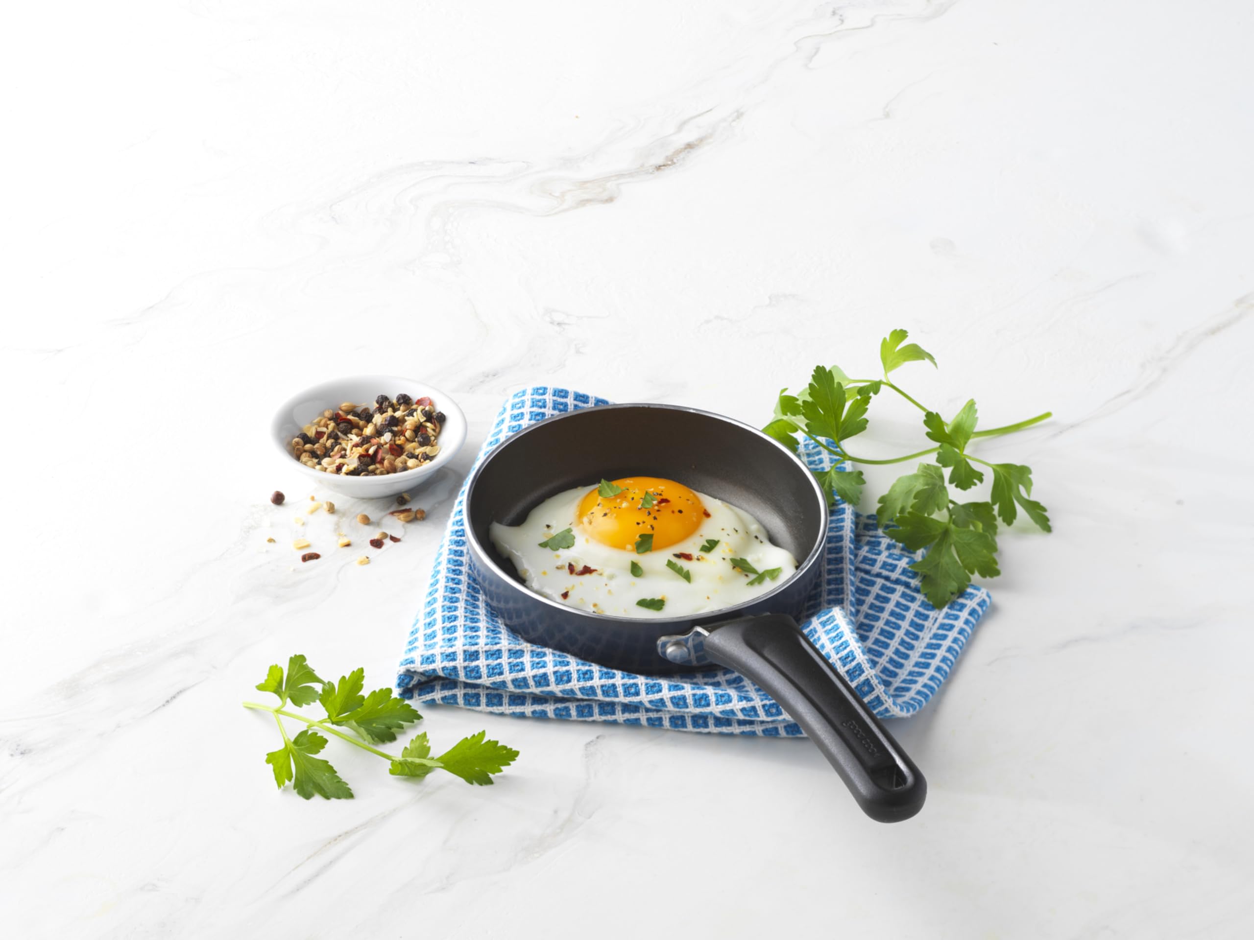 Utensilio de cocina Good Cook con tapa, 11 pulgadas, antiadherente, negro, Sartén, No adhesivo negro 4
