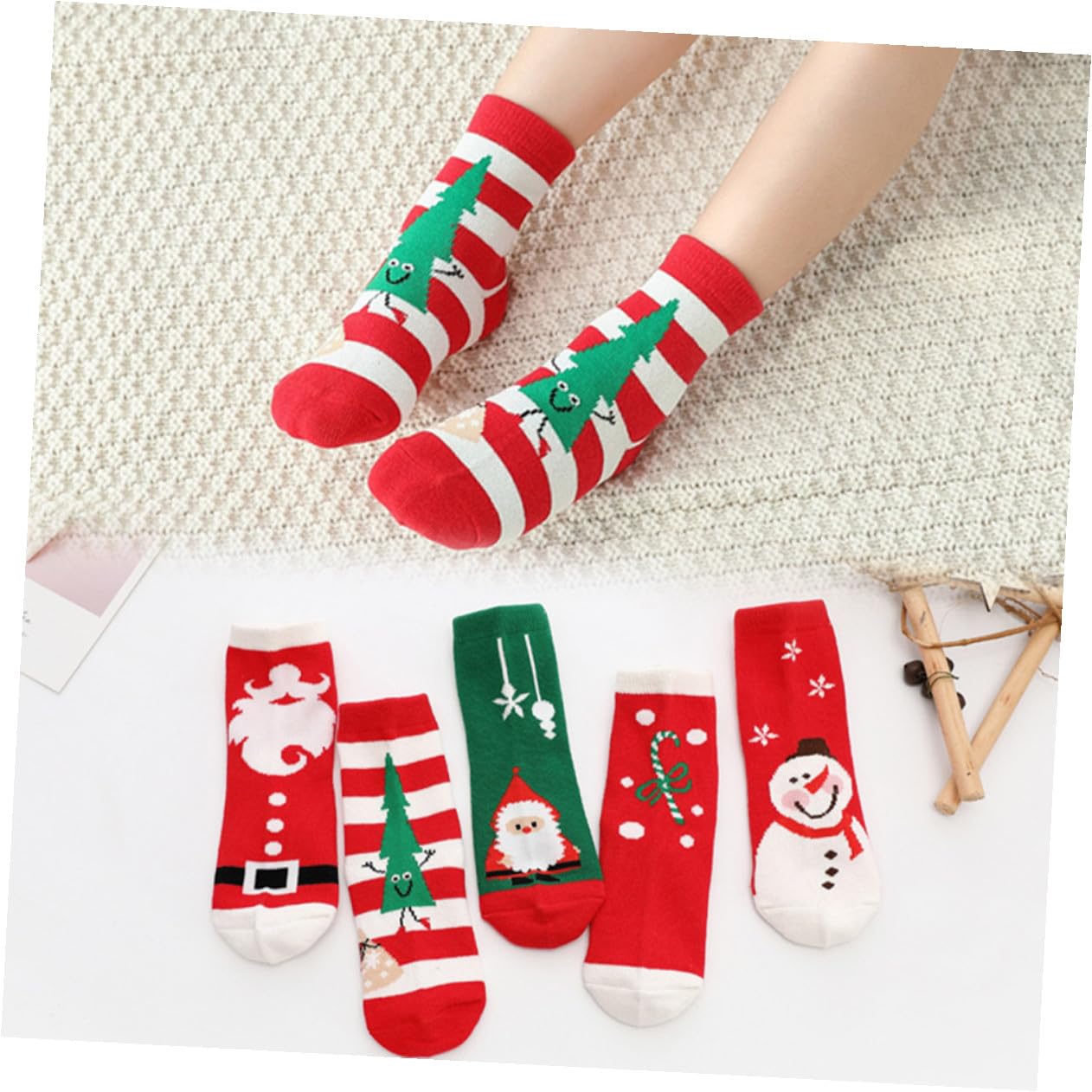 LIFKOME 5 Paia Calze di Natale Calde Calze Medie Cartoni Animati per Ragazzo Ragazza Ragazza e Adulti per Autunno e Inverno