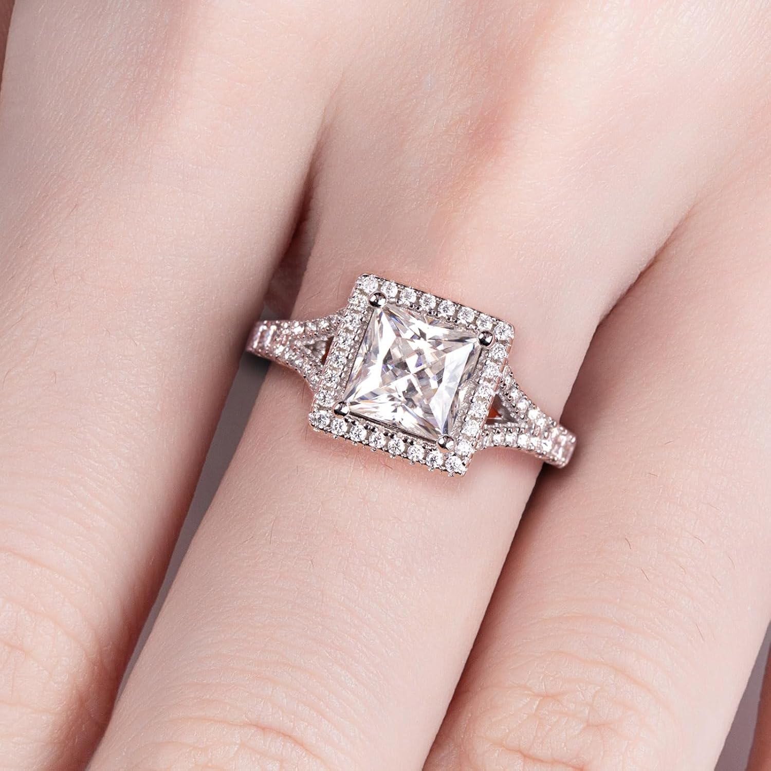 Moissanite Engagement Rings 2.524CTTW(2CT Center Stone) D Color VVS1 Clarity 925 Sterling Silver Princess Cut Halo Wedding Promise Anniversary Rings for Women with Certificate