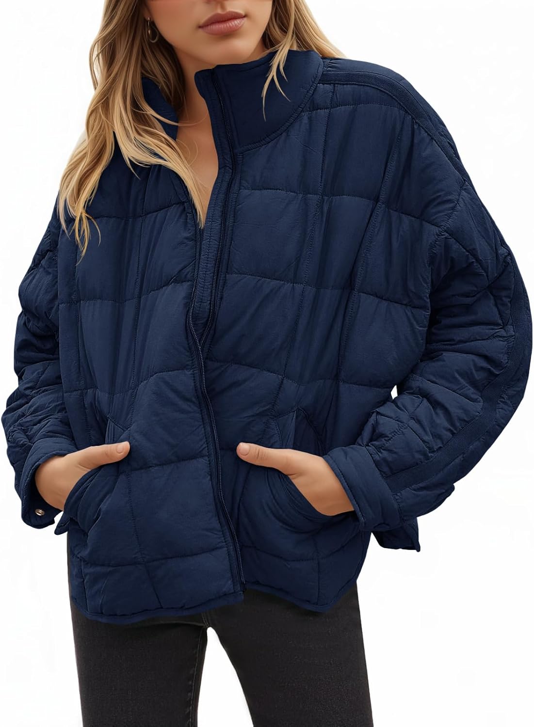 Aiopr Women's Oversized Lightweight Down Coat Long Sleeve Zip Packable Short Puffer Jackets