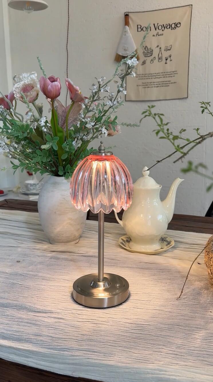 Image of Shenmoyl Tulip Table Lamp with 5200mAh Battery & Touch Control, Cordless Small Table Lamp with 3 Colors, Dimmable Rechargeable Table Lamps for Living Room, Bedroom, Desk, Bedside (Clear Pink Tulip)
