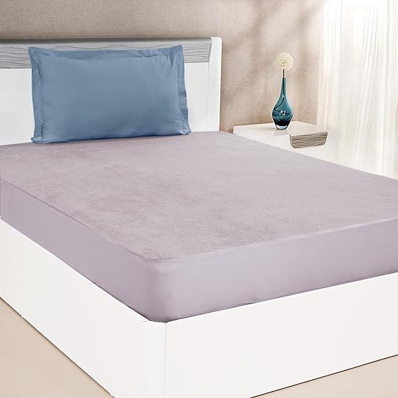 Amazon Brand - Solimo Mattress Protector, Durable, Elastic Fit, Washable (Single; 72 x 36 x 10; Polyester; Grey)