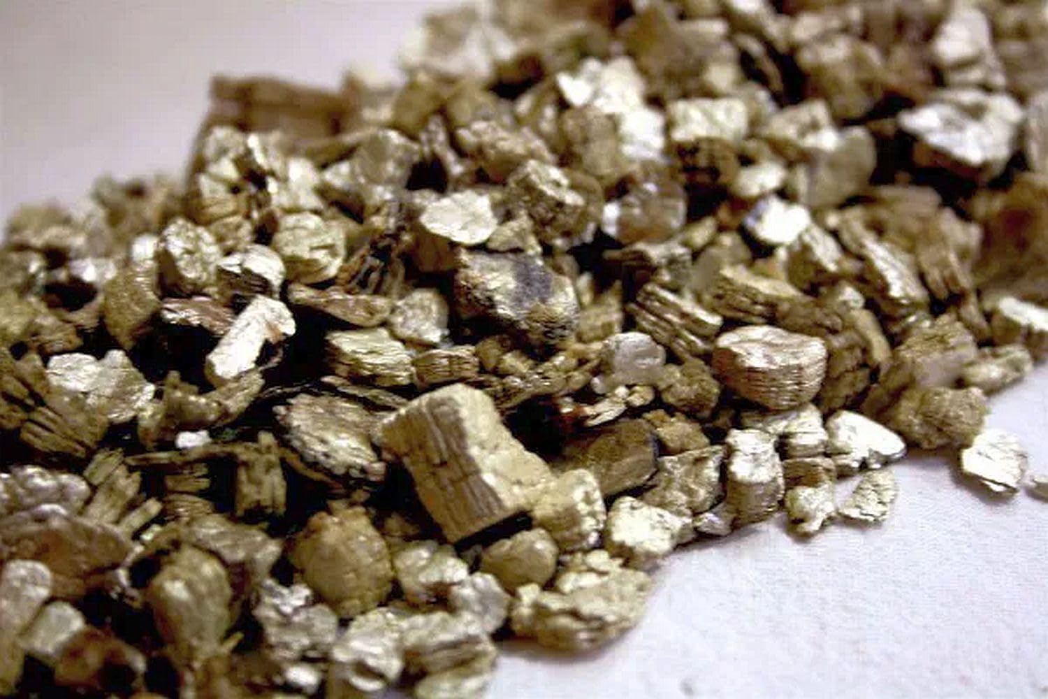 Vermiculite Schüttung 3-6 mm, 100 Liter, Isolierung für den Bau von Holzbacköfen, Steinbacköfen und Pizzaöfen