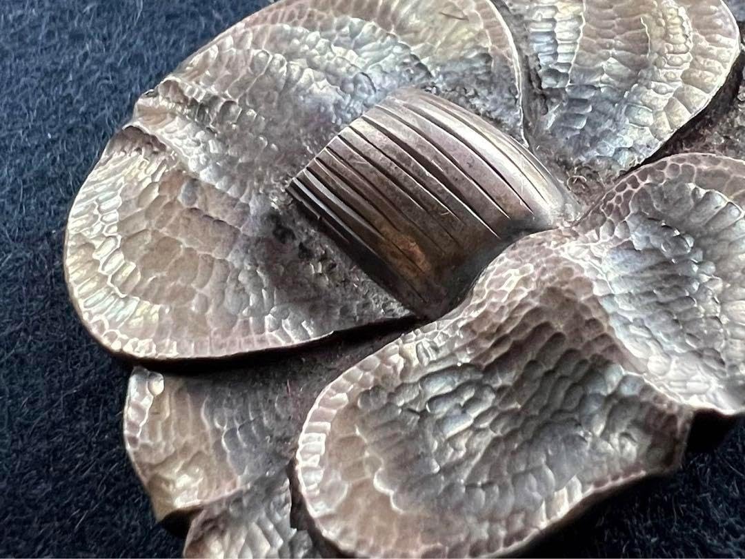 寿勝作 銀製牡丹図帯留 裏/四分一金銀象嵌 約42g 【公式通販】