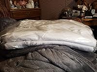 Review Image by Nikkig2000 Nikkig2000