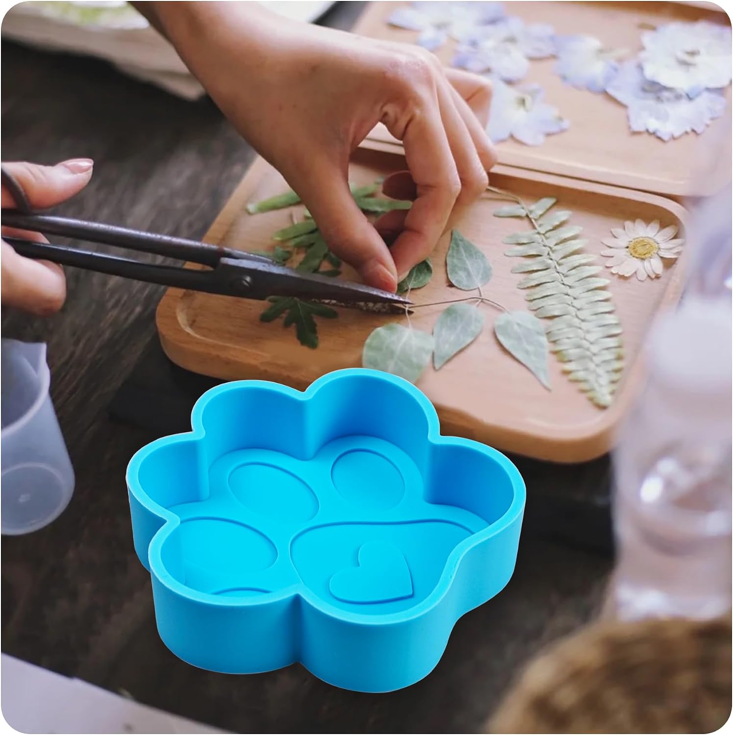 Silicone Large Paw Print Mold, Blue Dog Paw Freshie Mold, Resin Casting Mold for DIY, Crafting,Handmade, 4" x 3.86" x 1"