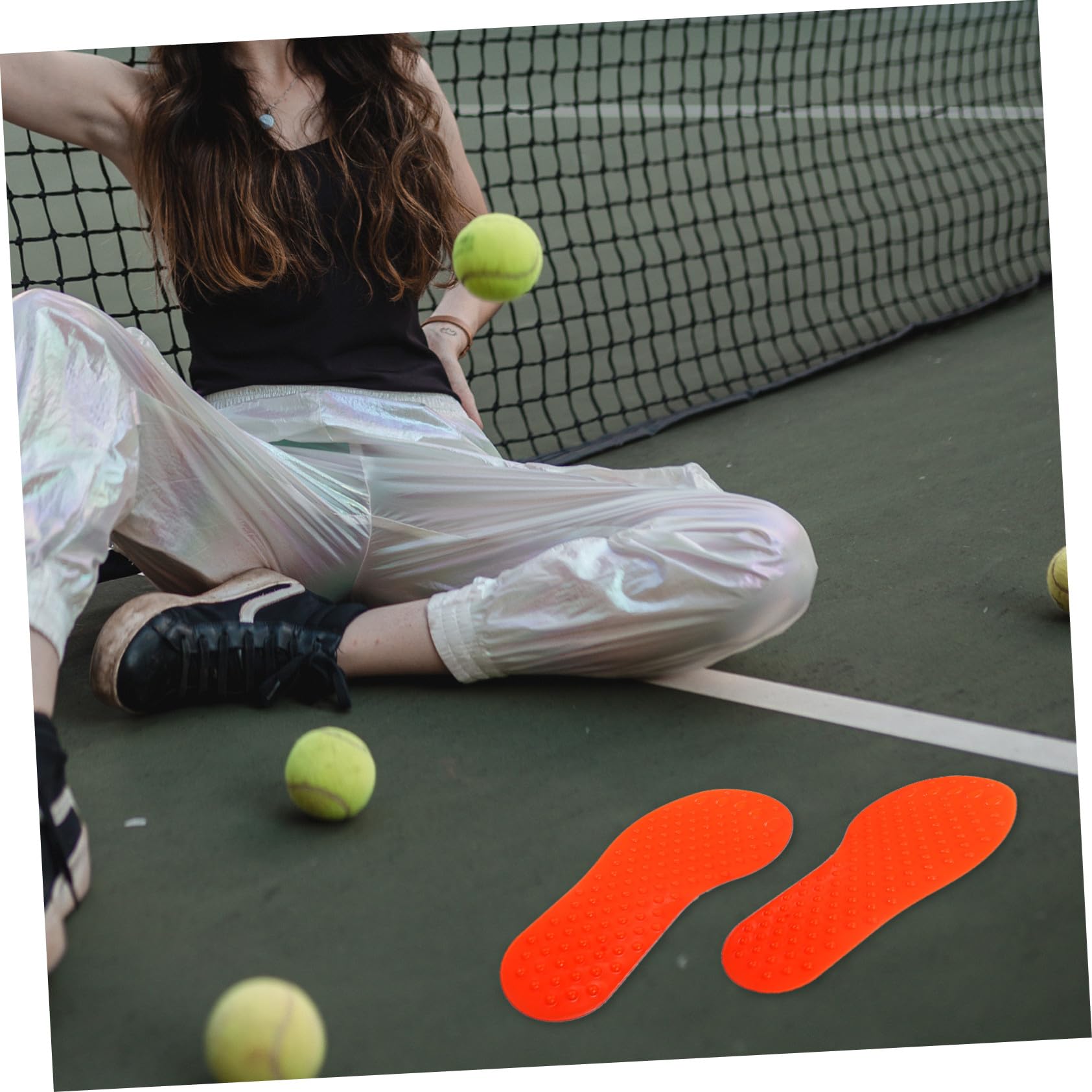 Mikikit Marqueurs de Sol en Forme de Pied 10 Pièces en PVC Solide et Faciles à Retirer pour Entraînement de Football en Intérieur et Extérieur Terrain de Tennis Style Aléatoire