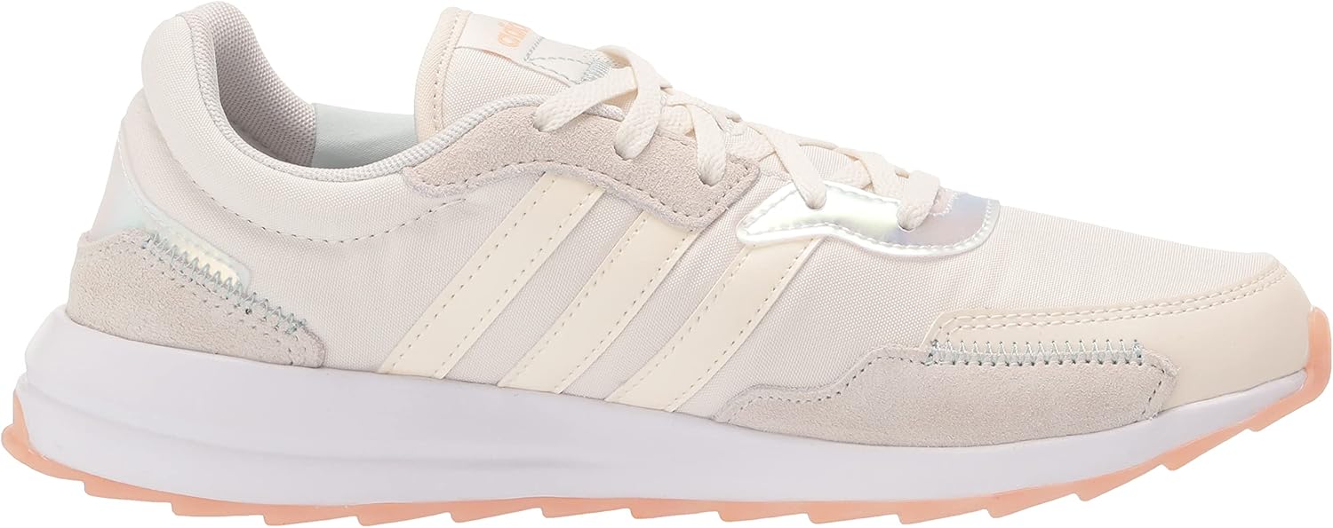 adidas Women's Retrorun Running Shoe 5.5 Chalk White/Chalk White/Halo Mint