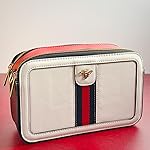 Review Image by Review Vine Review Vine