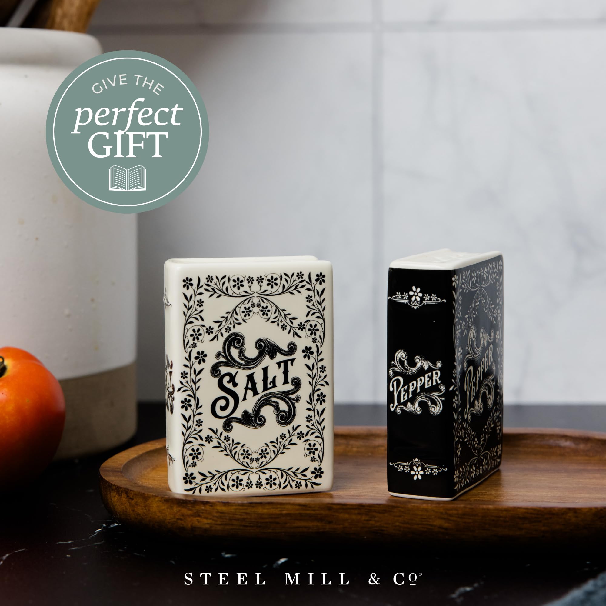 Steel Mill & Co. - Set saliera e pepiera in ceramica a forma di libro