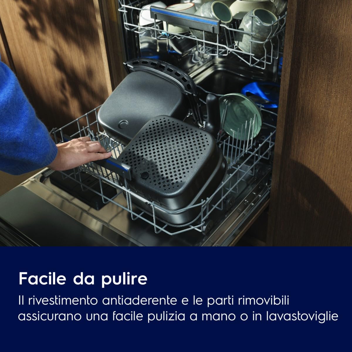 Electrolux Friggitrice Ad Aria EAF5B, Capacità 5L, Rivestimento Antiaderente, 1500W, 8 Programmi Preimpostati, Parti Lavabili in lavastoviglie, Timer 0-60min, 80-200°c